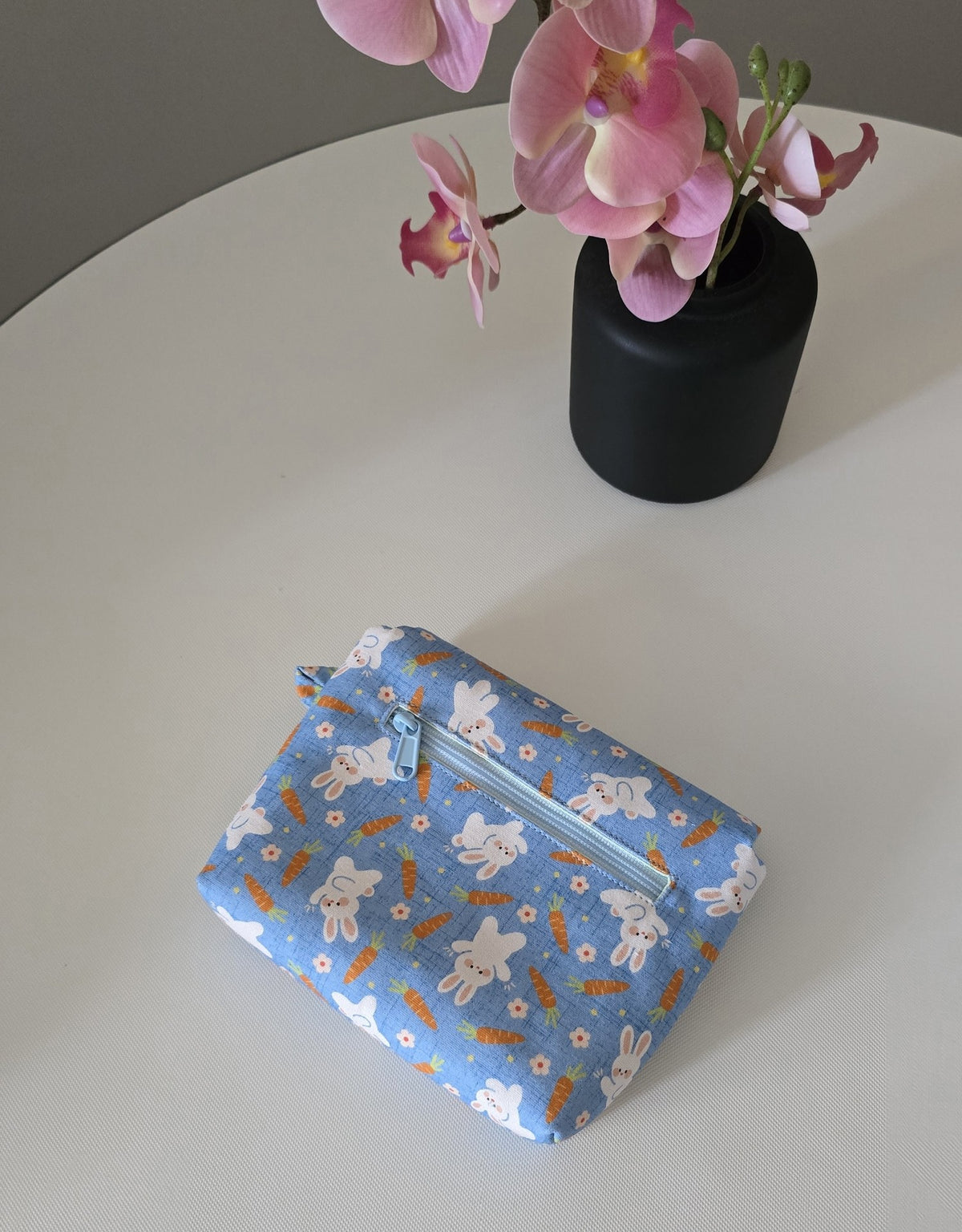 Large Carrot Tissue Holder Storage Bag