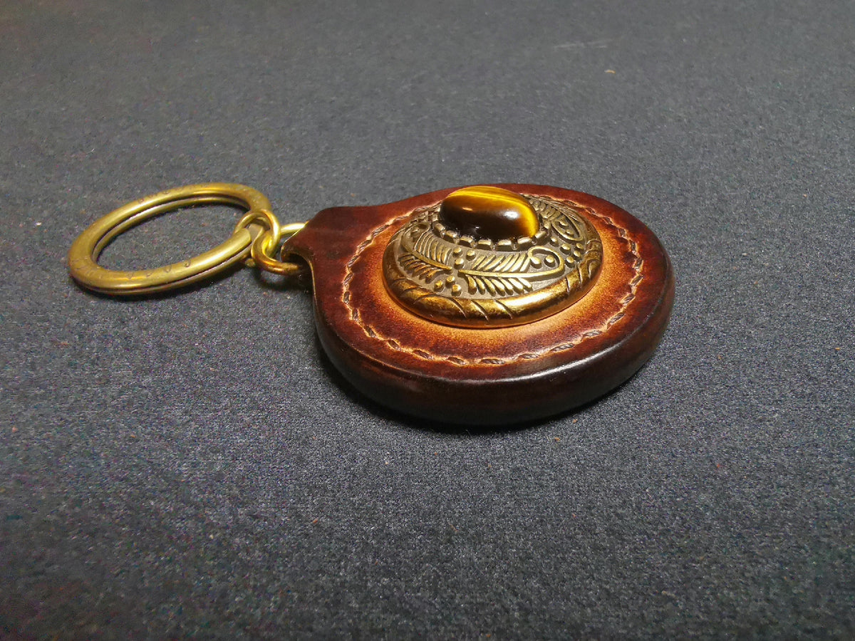 Chaveiro e Pendente de Mala em Couro Curtido Vegetal