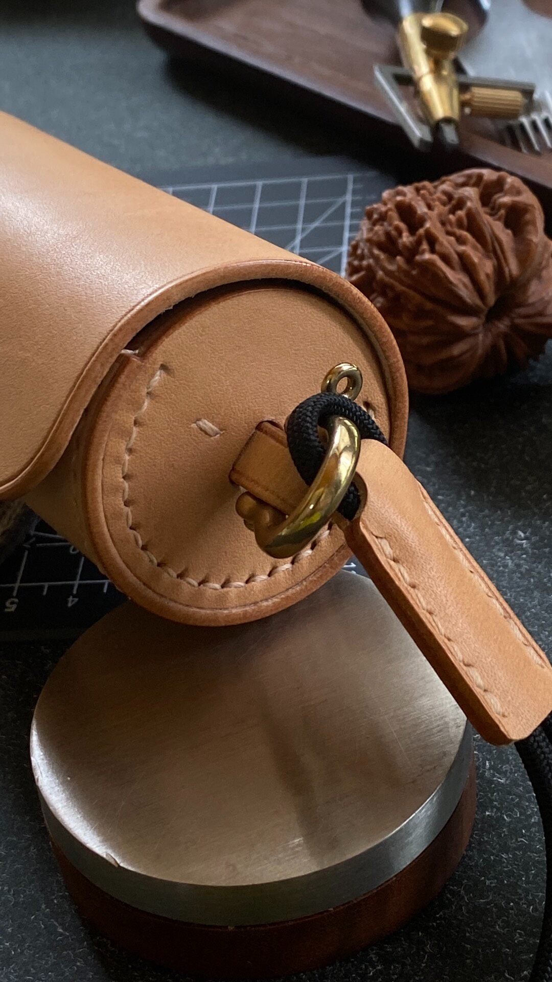 Vegetable Tanned Leather Walnut Storage Cylinder Case