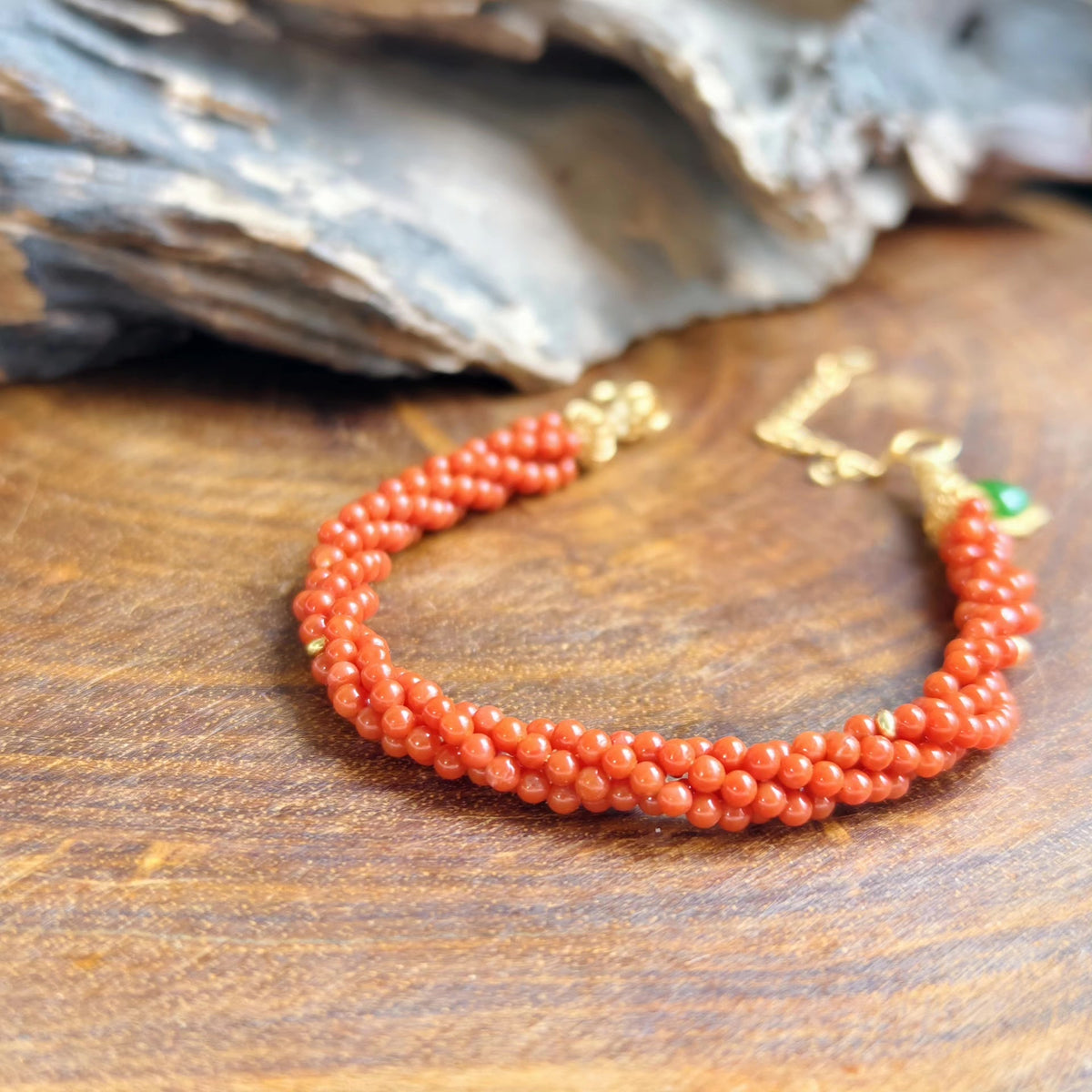 South Red Achat Perlenarmband mit Jade-Kleeb