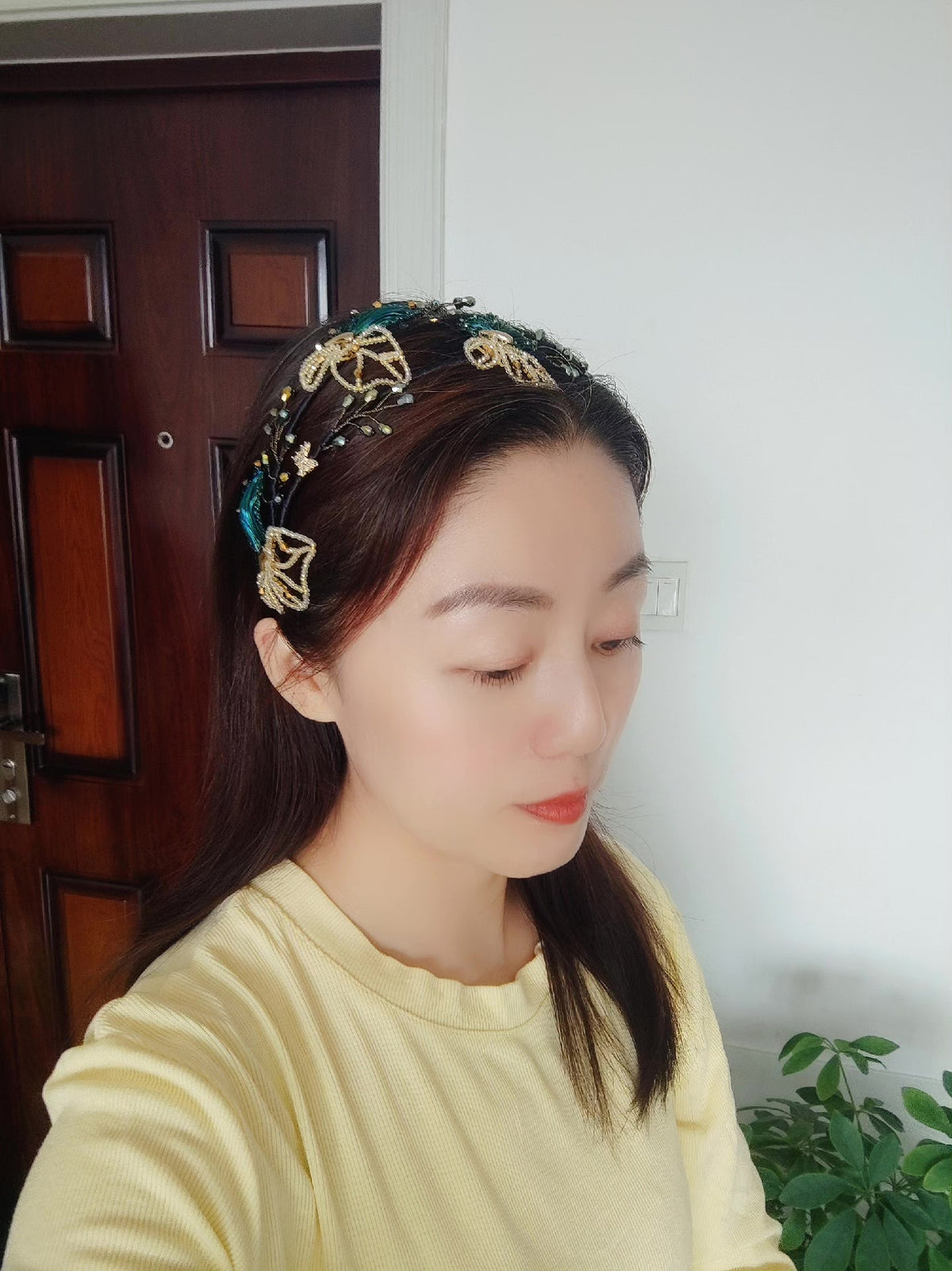 Double-Rod Headband with Butterfly Bead Decor