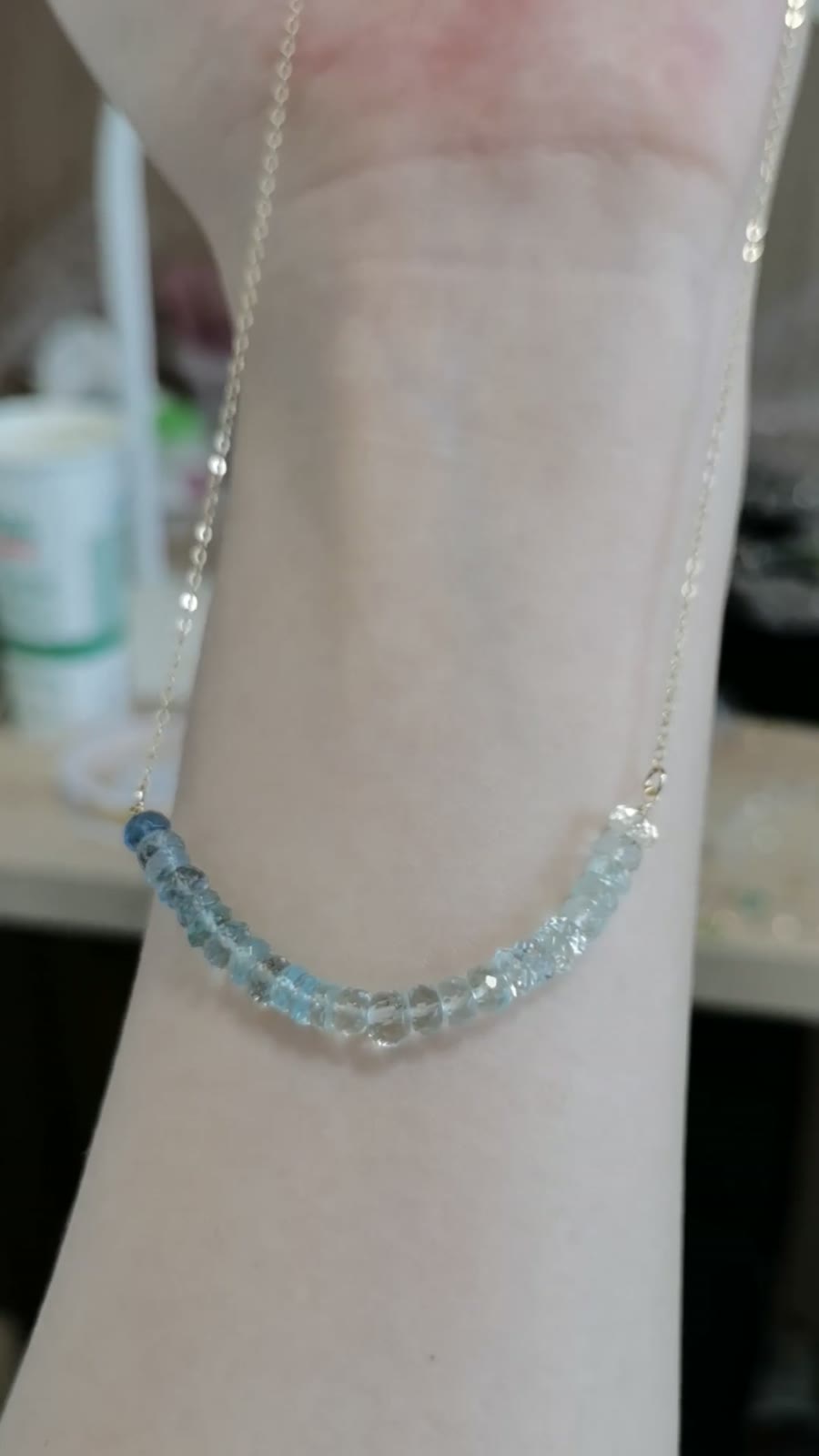 Natürliche Aquamarin-Perlenkette goldgefüllt