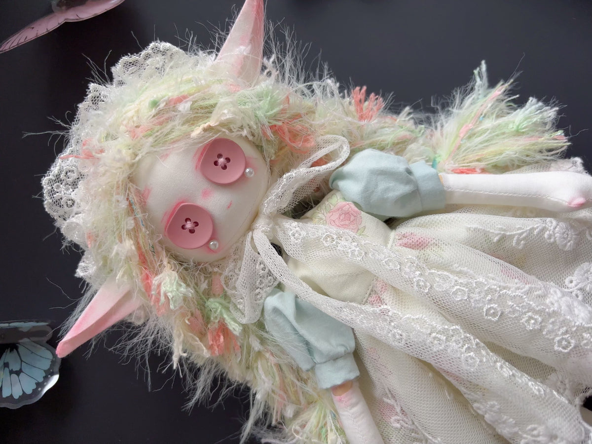 Handgefertigte Stoffkunstpuppe, 30 cm