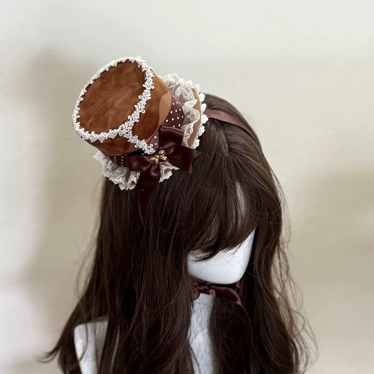 Miniature Top Hat with White Lace Trim