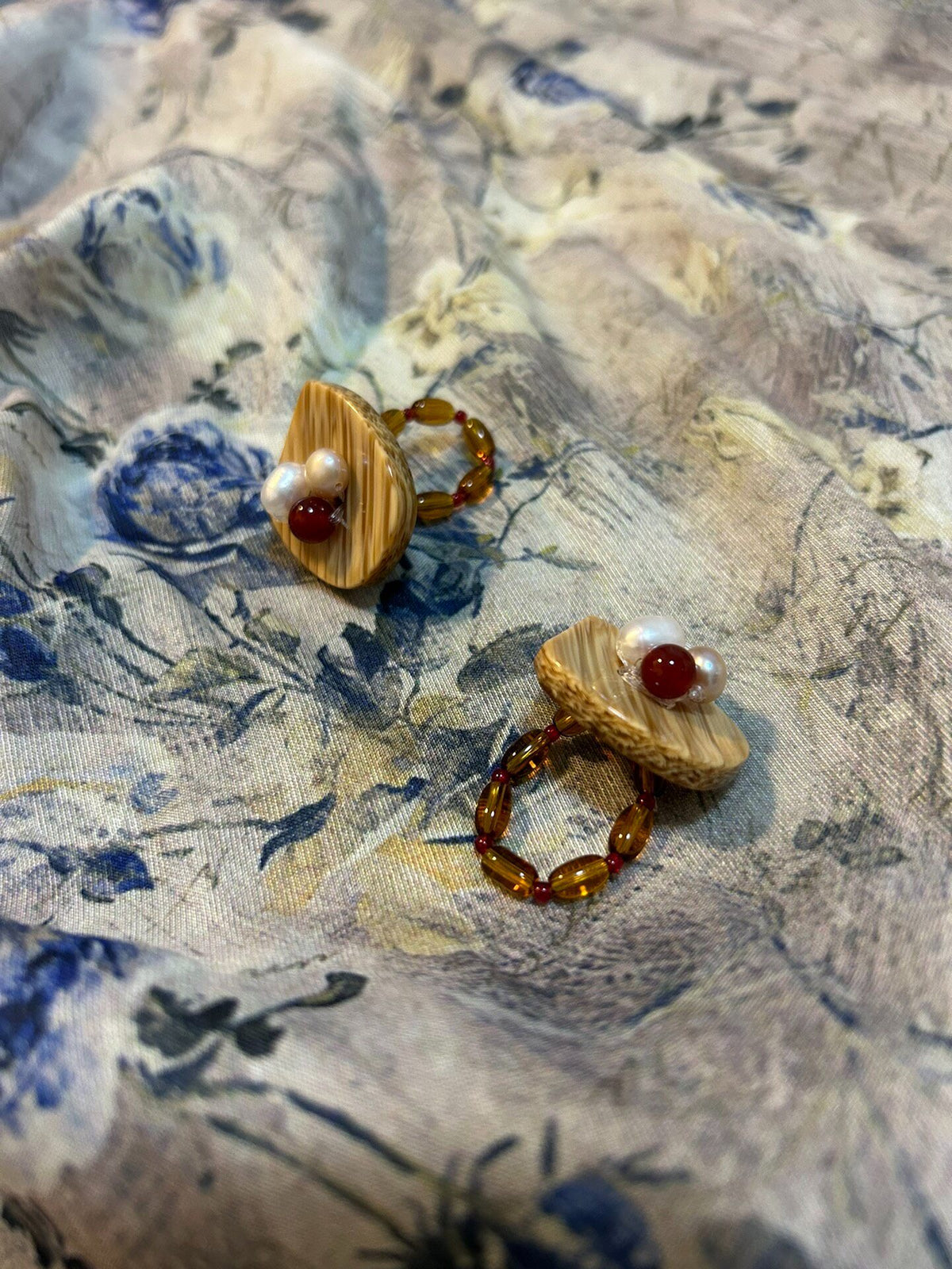 Vintage Chinese Style Pearl Agate Ring