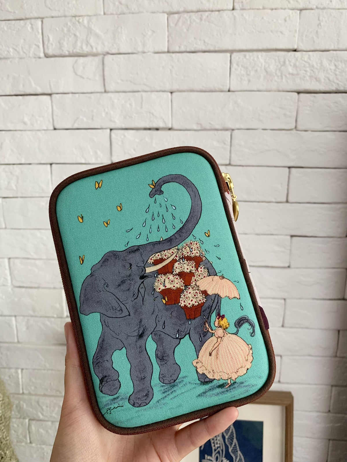 Zippered Organizer Case with Six Ring Binder