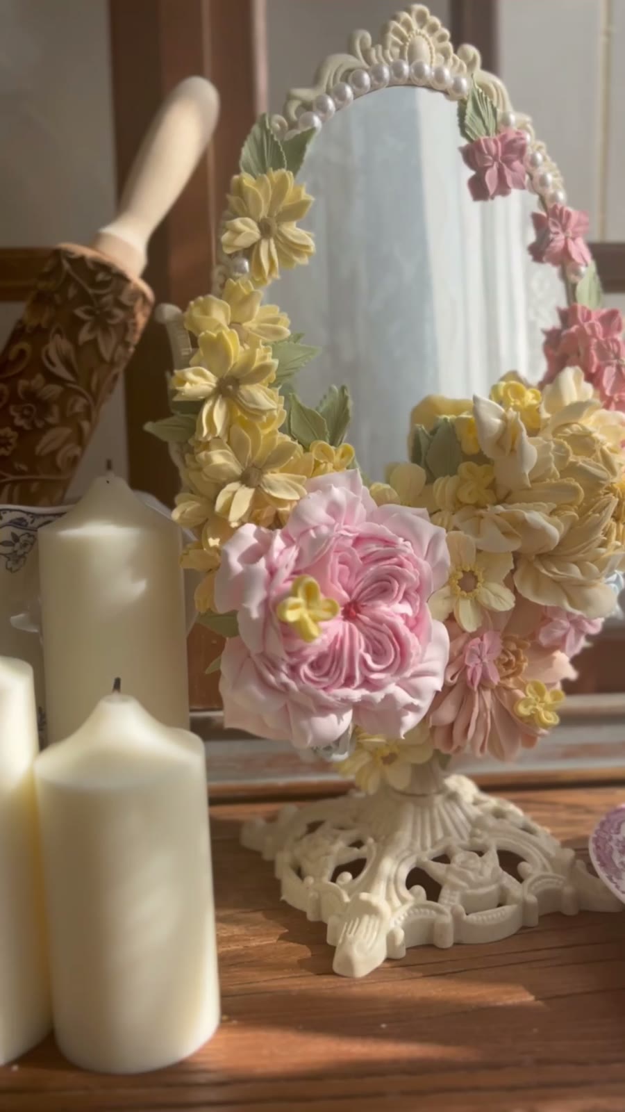 Clay Flower Decorated Oval Standing Mirror