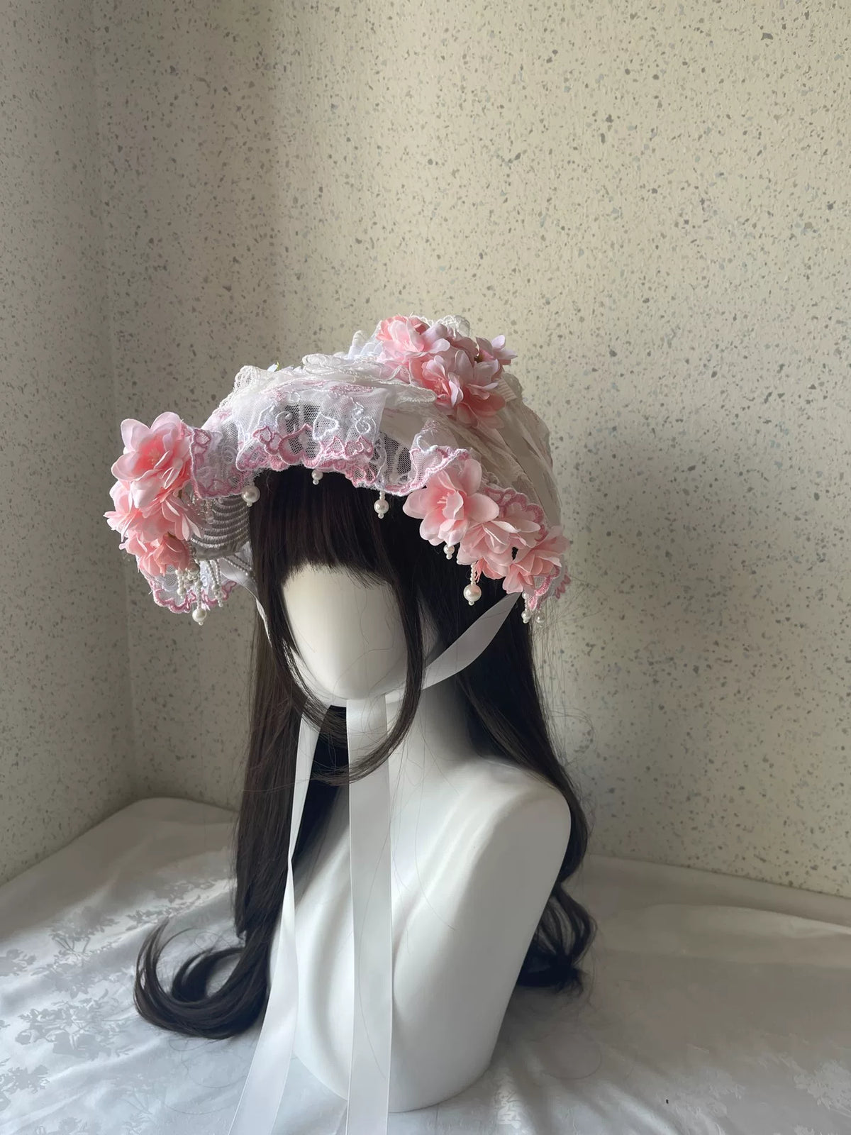 Gorro plano Lolita de encaje rosa y blanco