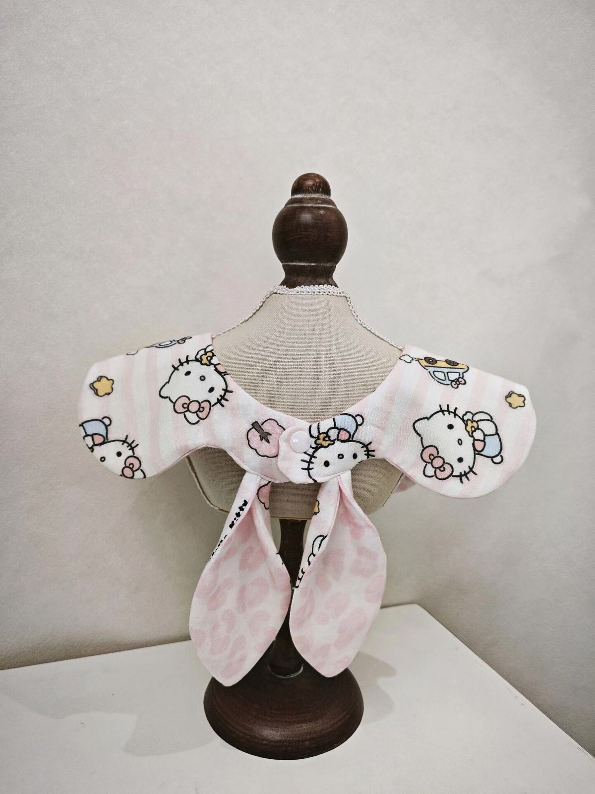 Hello Kitty Rabbit Ear Cotton Gauze Bib