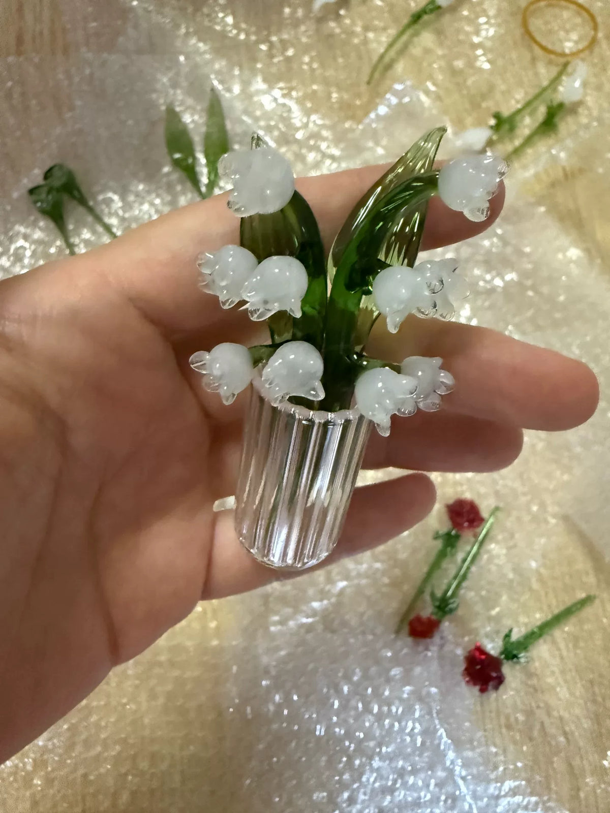 Oramento de Vaso com Lírio-do-Vale em Vidro