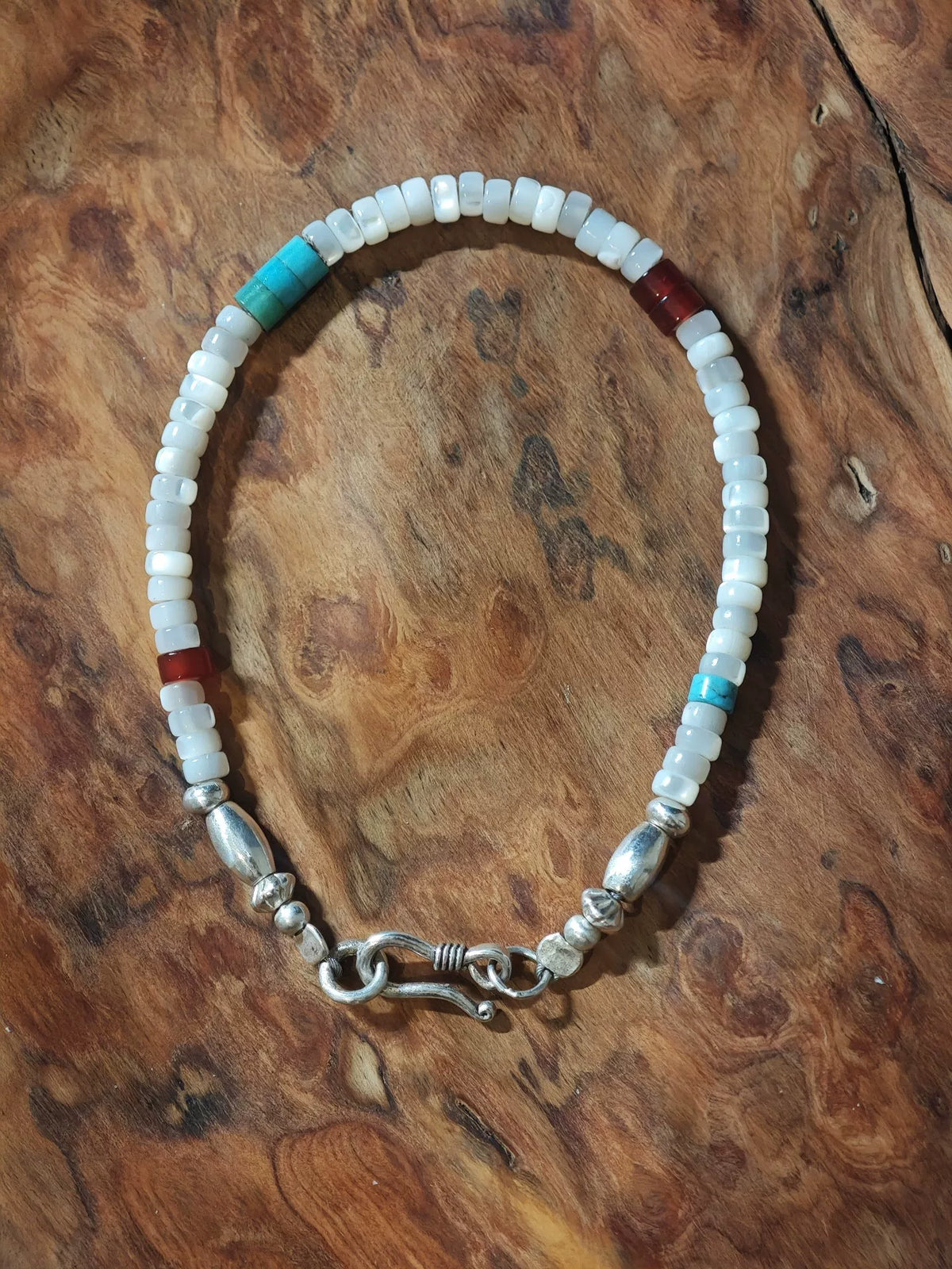 4mm Parelmoer Zilveren Kralenarmband