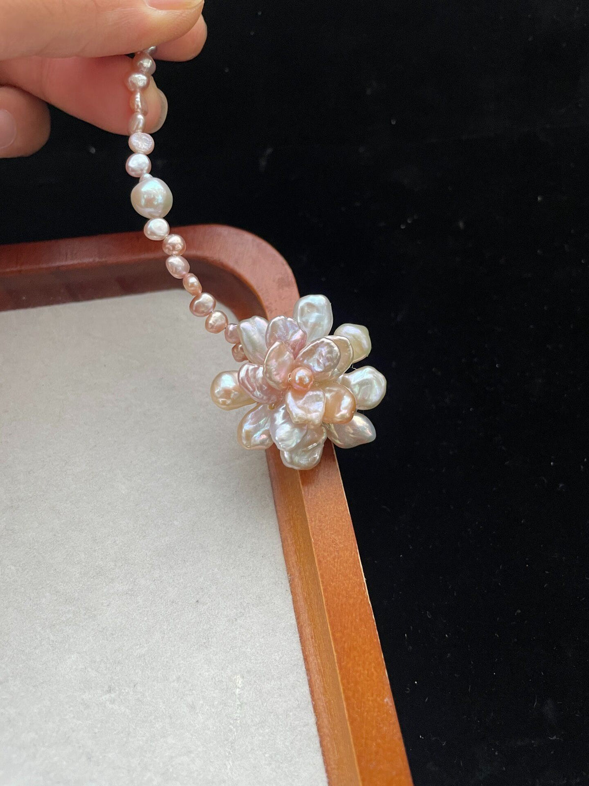 Natural Pearl Petal Choker Necklace