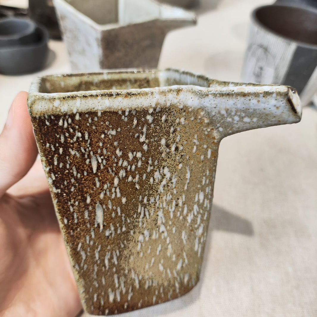 1065161841352 - Image 1