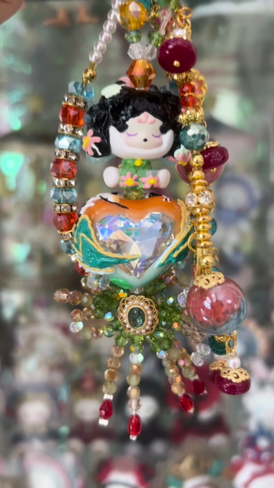 Pendentif perlé artisanal Poupée Cœur Dunhuang