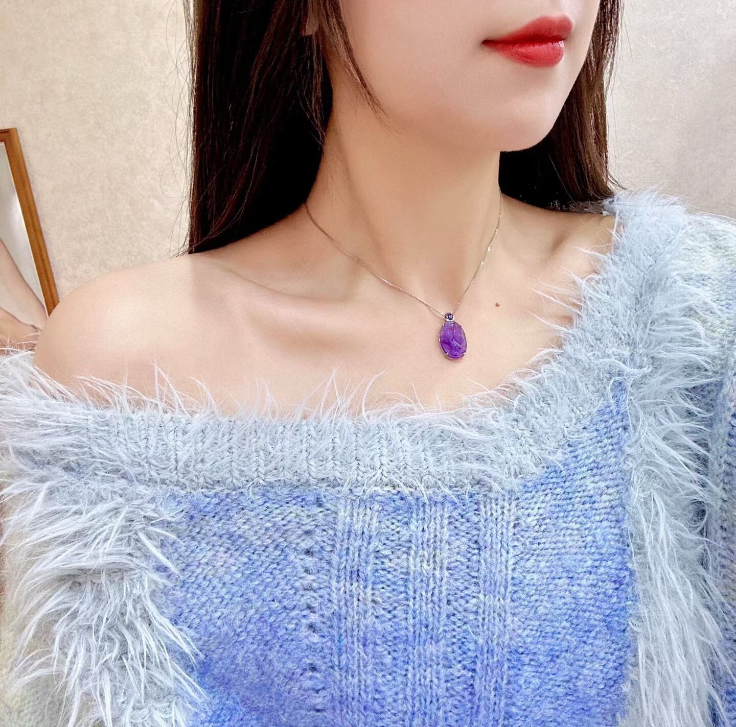 Pt950 Platinum Pendant with Purple Crystal Cameo and Blue Gemstone Accent