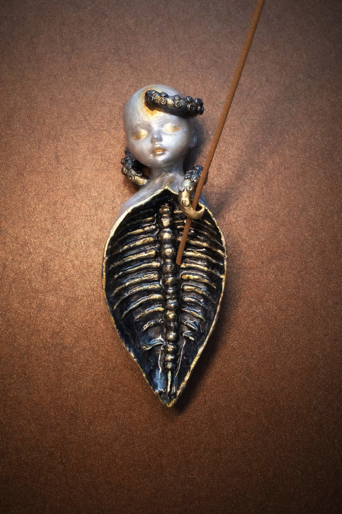 873267430038 - Image 1