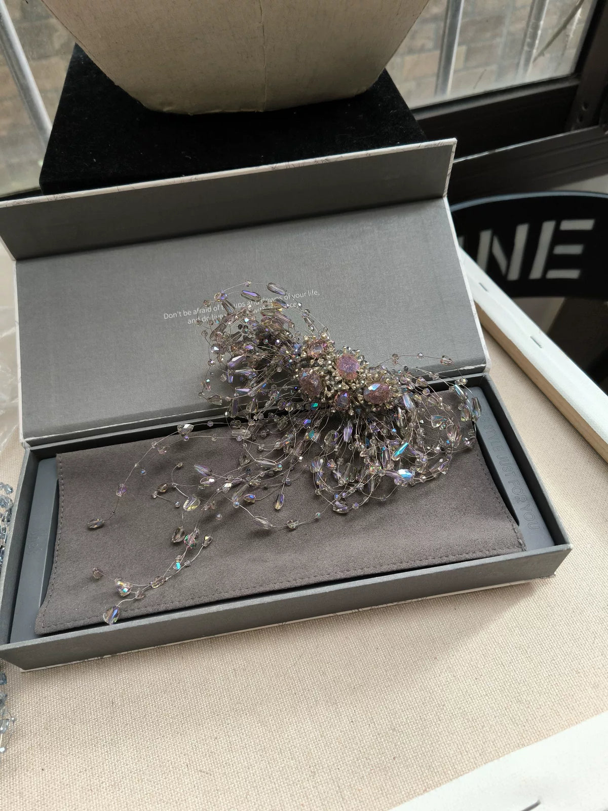 Purpur-Kristall Haarclip aus handgewebtem Draht