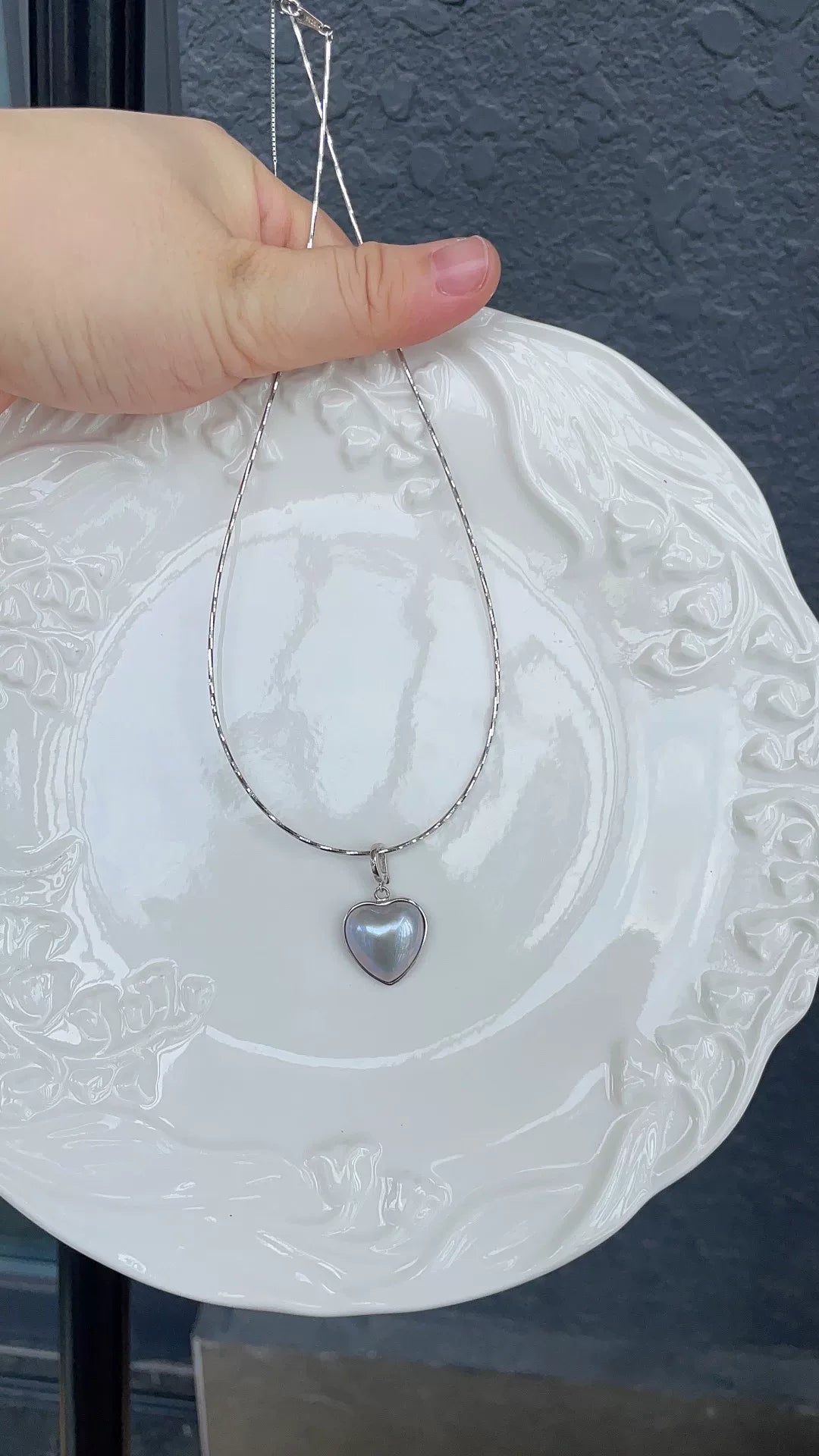 Pendente de Coração com Pérola de Água Salgada Cinzento-Azul