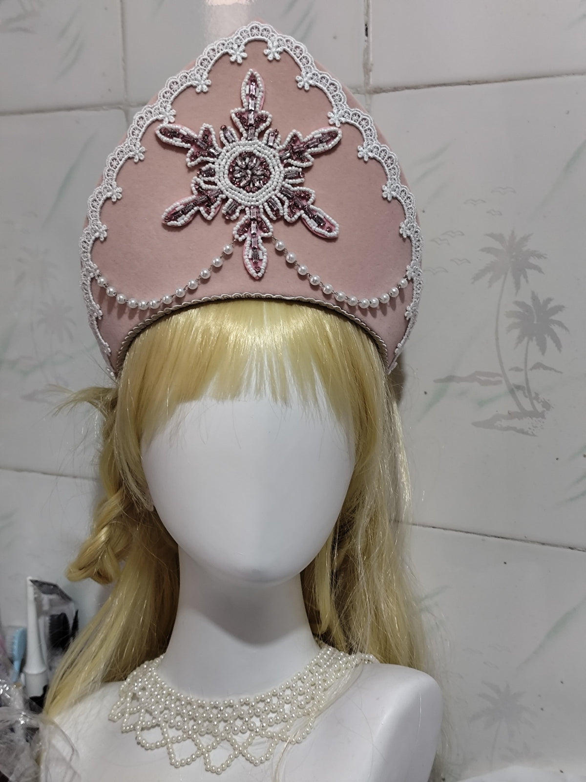 Tocado de corona Kokoshnik Lolita en rosa empolvado