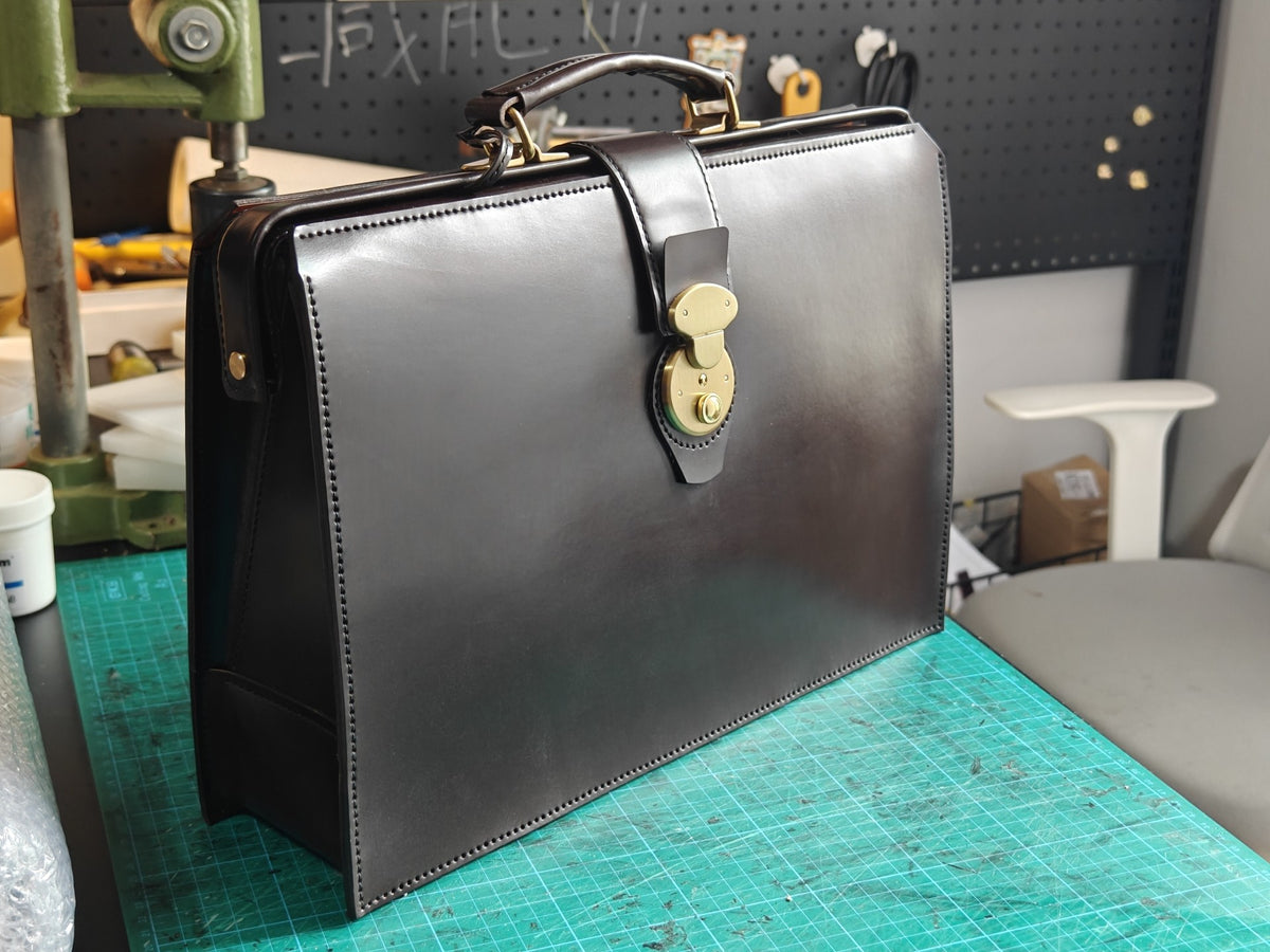 Vintage Swiss Lock Leather Briefcase 40cm