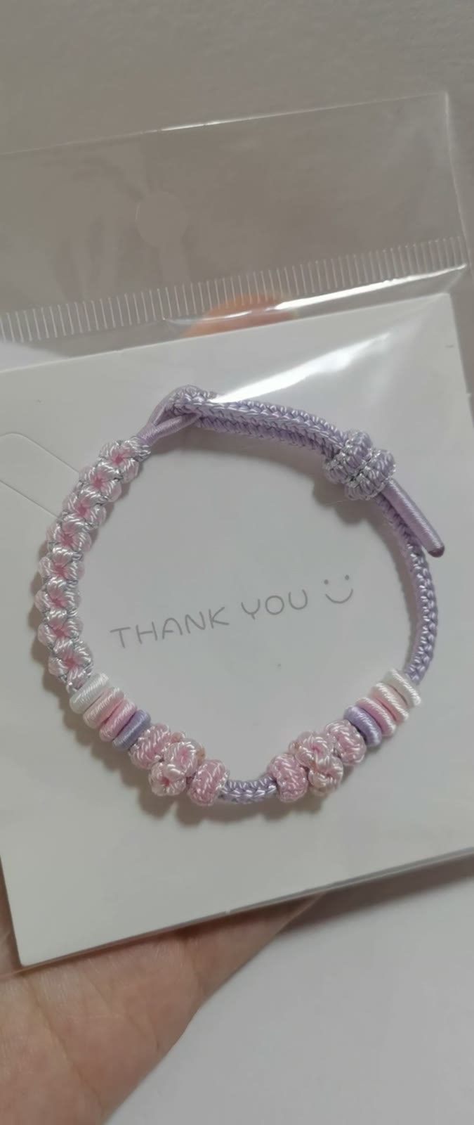 Pulseira Entrançada com Flores, Degradê Rosa e Roxo, Feita à Mão