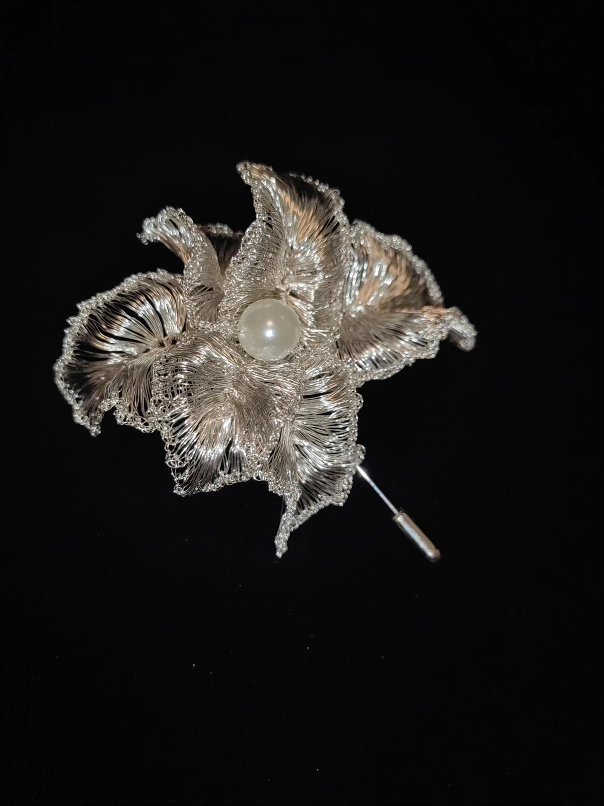 Silver Wire Iris Flower Brooch