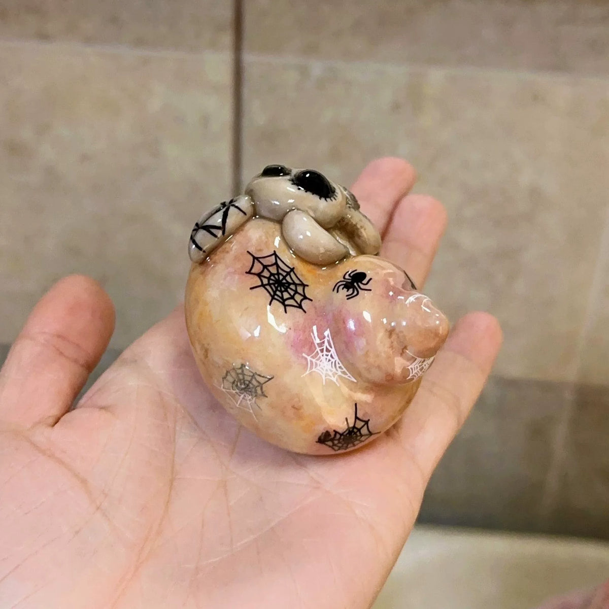 ハロウィン ウサギ 陶器製 ヤドカリシェル