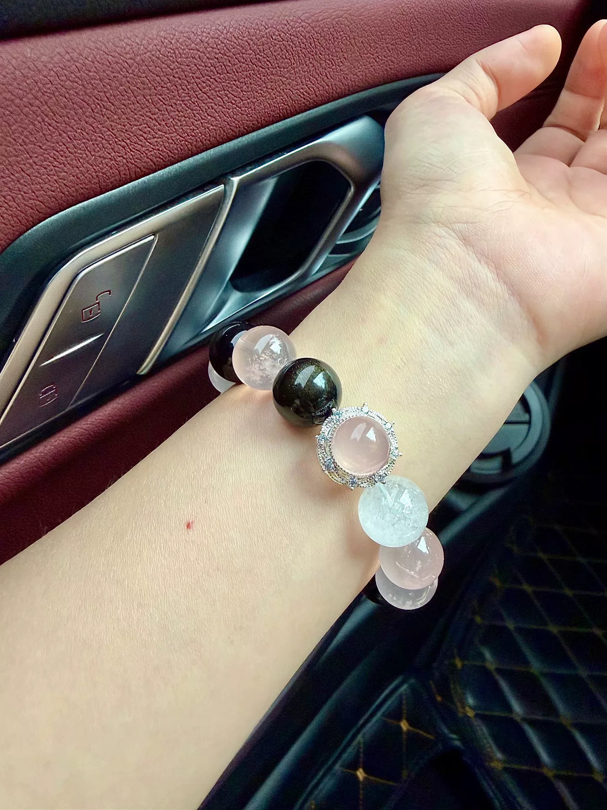 Perlenarmband aus rosa Schneeflocken-Obsidian