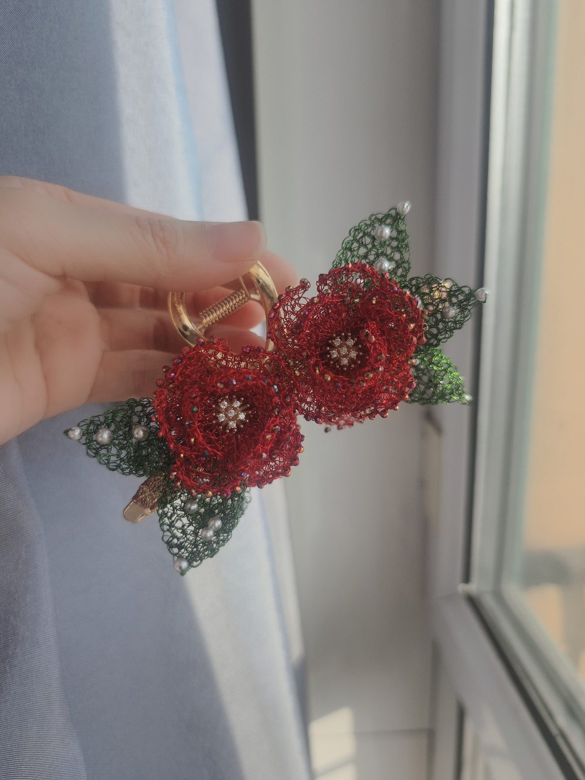 Red Peony Wire Claw Hair Clip