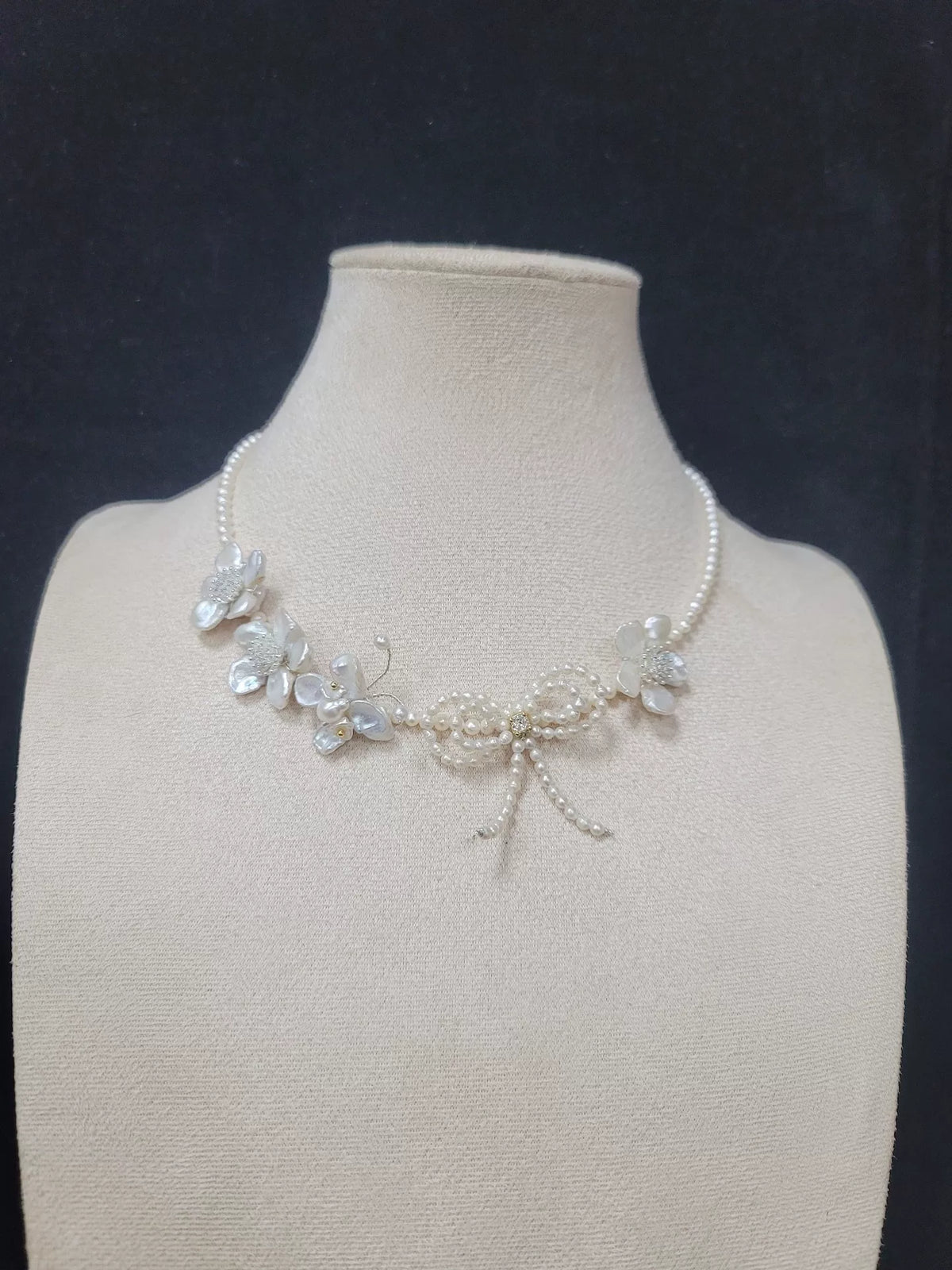 Pearl Flower Bow Necklace