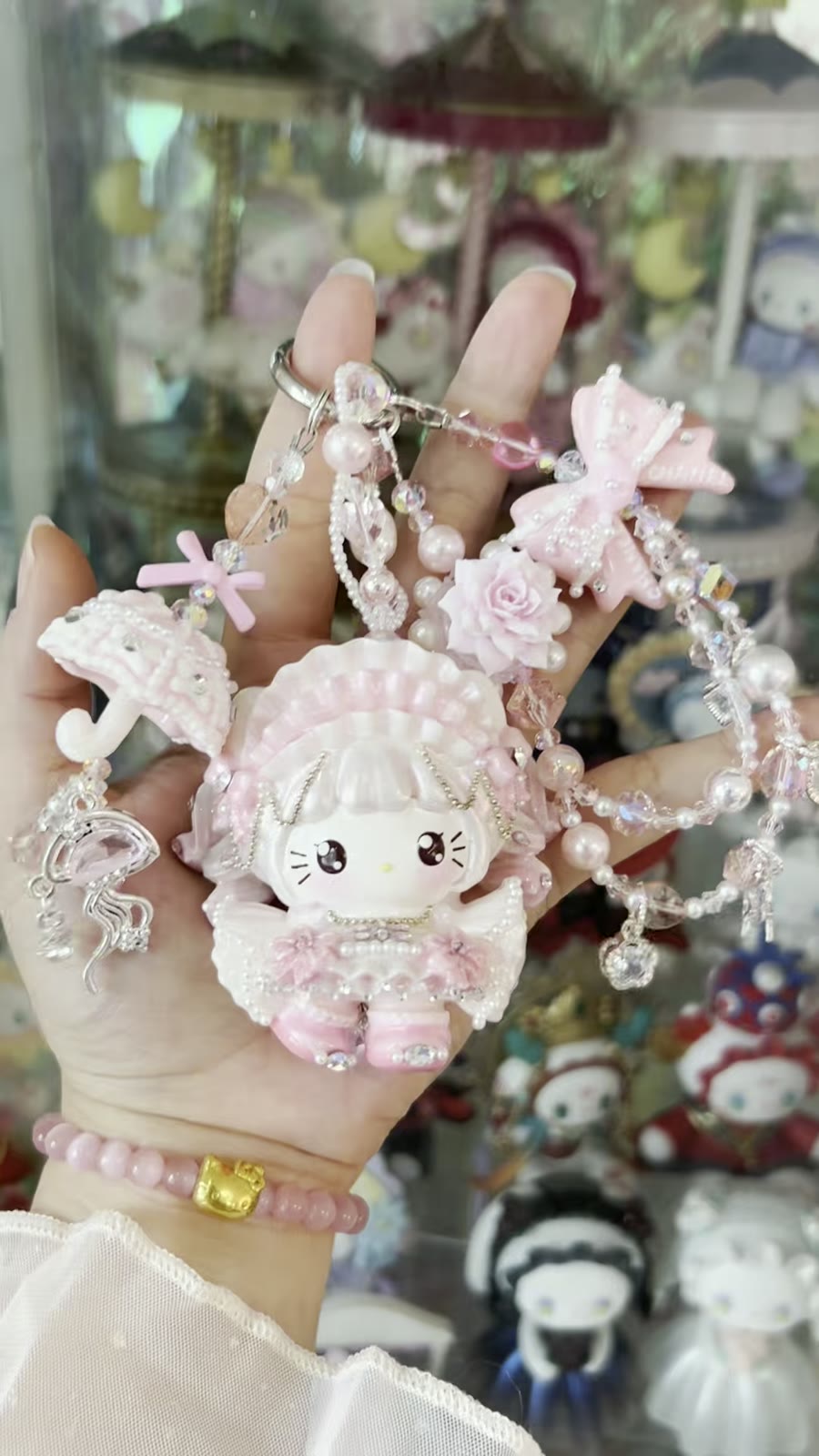 Handgefertigter Hello Kitty Braut-Perlen-Telefonanhänger
