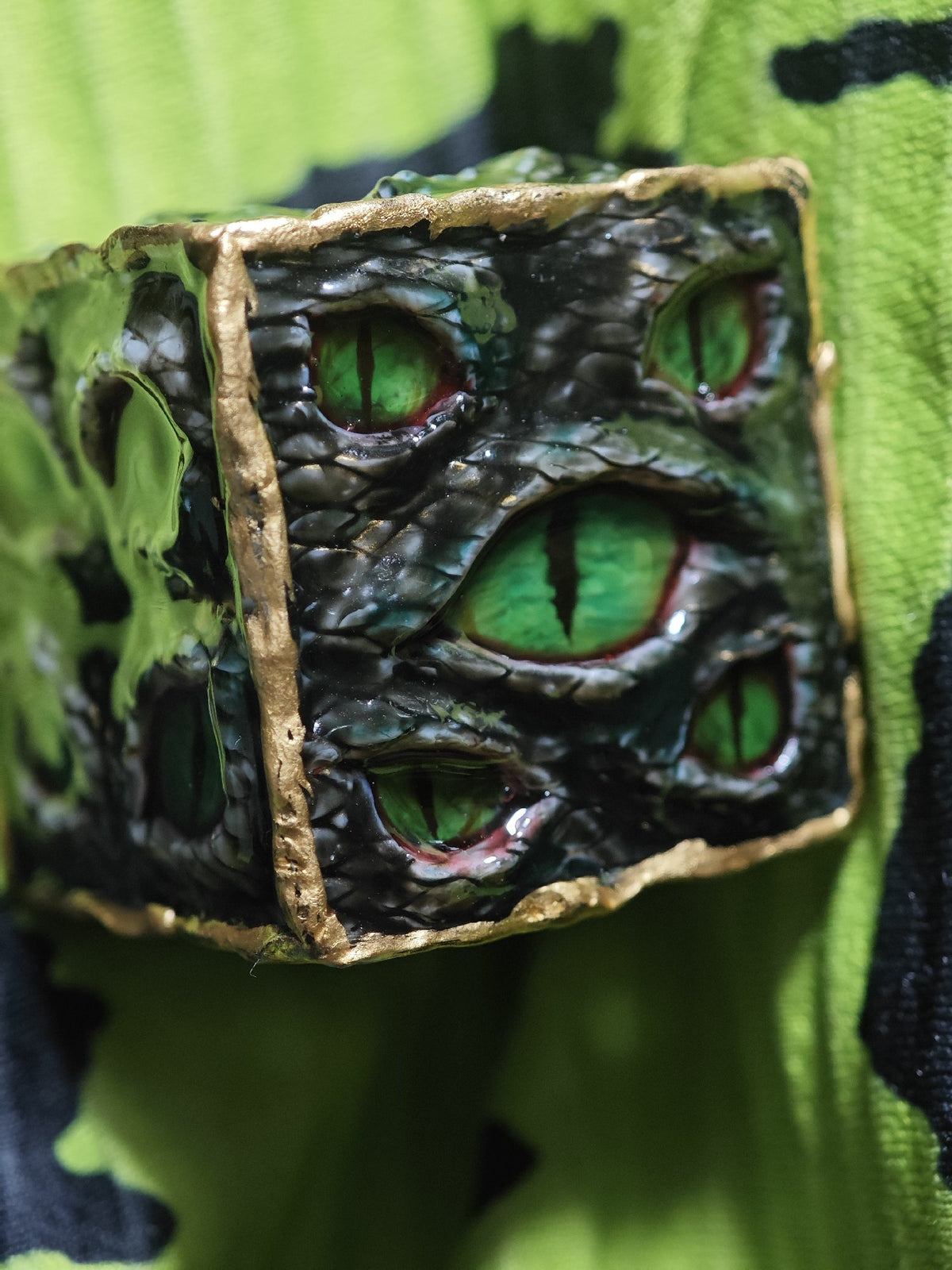Jujutsu Kaisen Cursed Eye Resin Dice