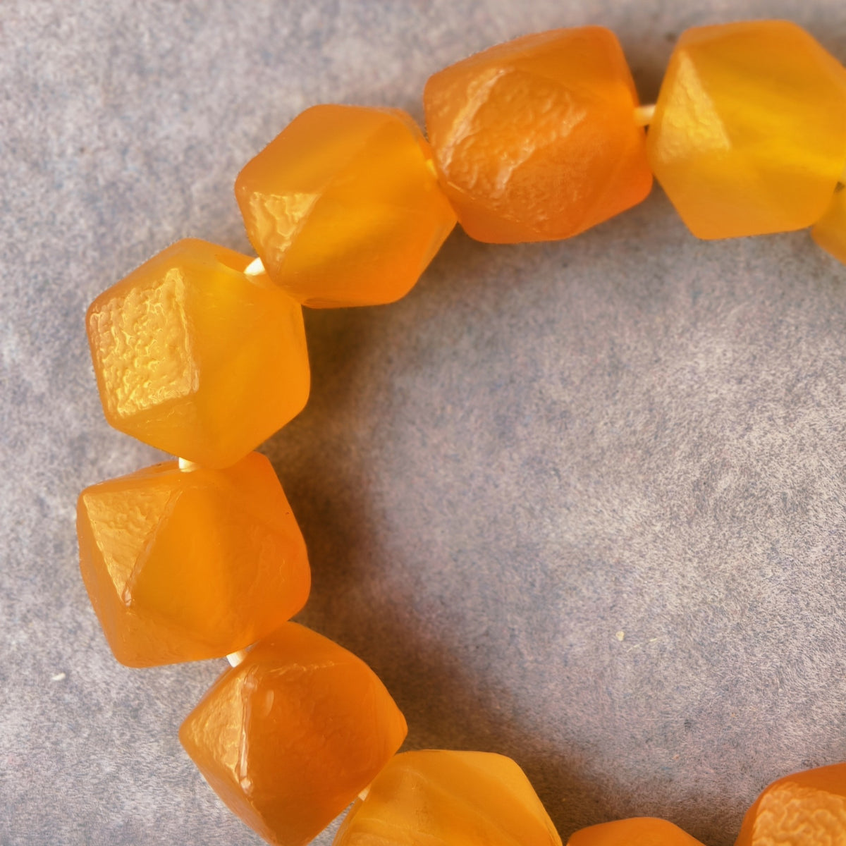 Natural Agate Eight-Sided Bead Bracelet