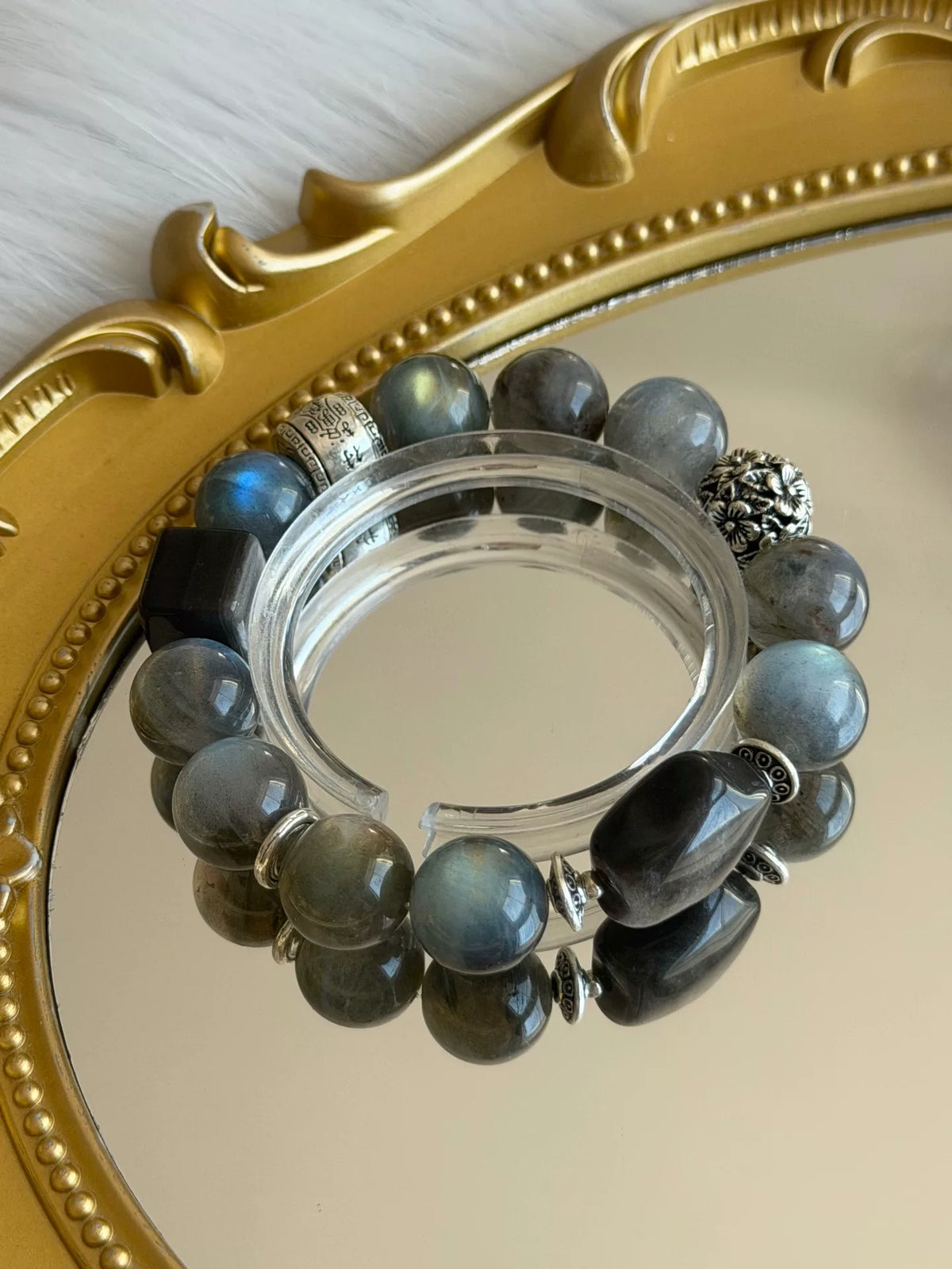 Bracciale in pietra di luna grigia 13mm