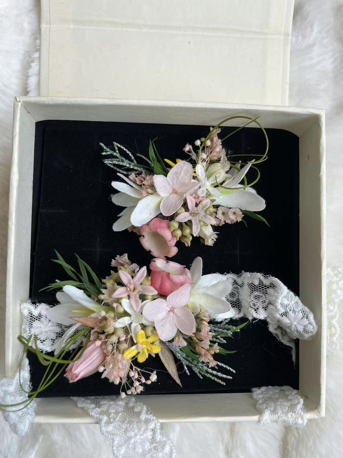 Rosa konservierte Blumen: Handarmband und Ringset