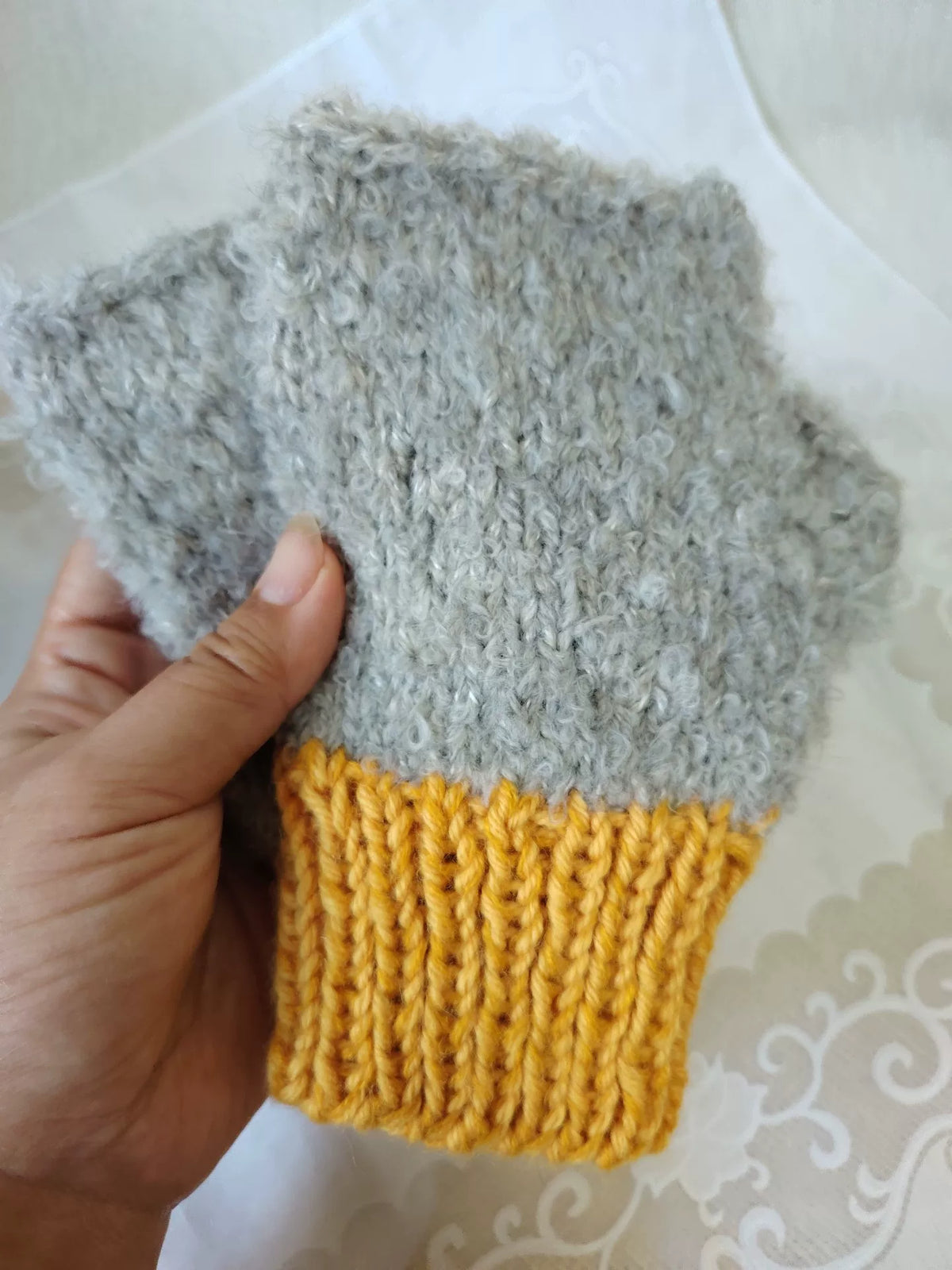 987525041433 - Image 1