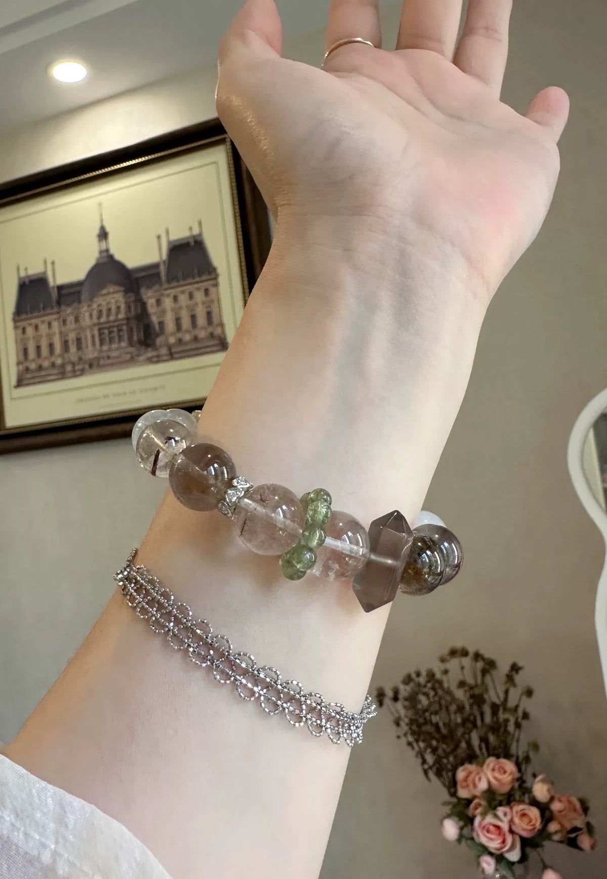 Perlenarmband mit verschiedenen Kristallen, grüner Phantom-Quarz