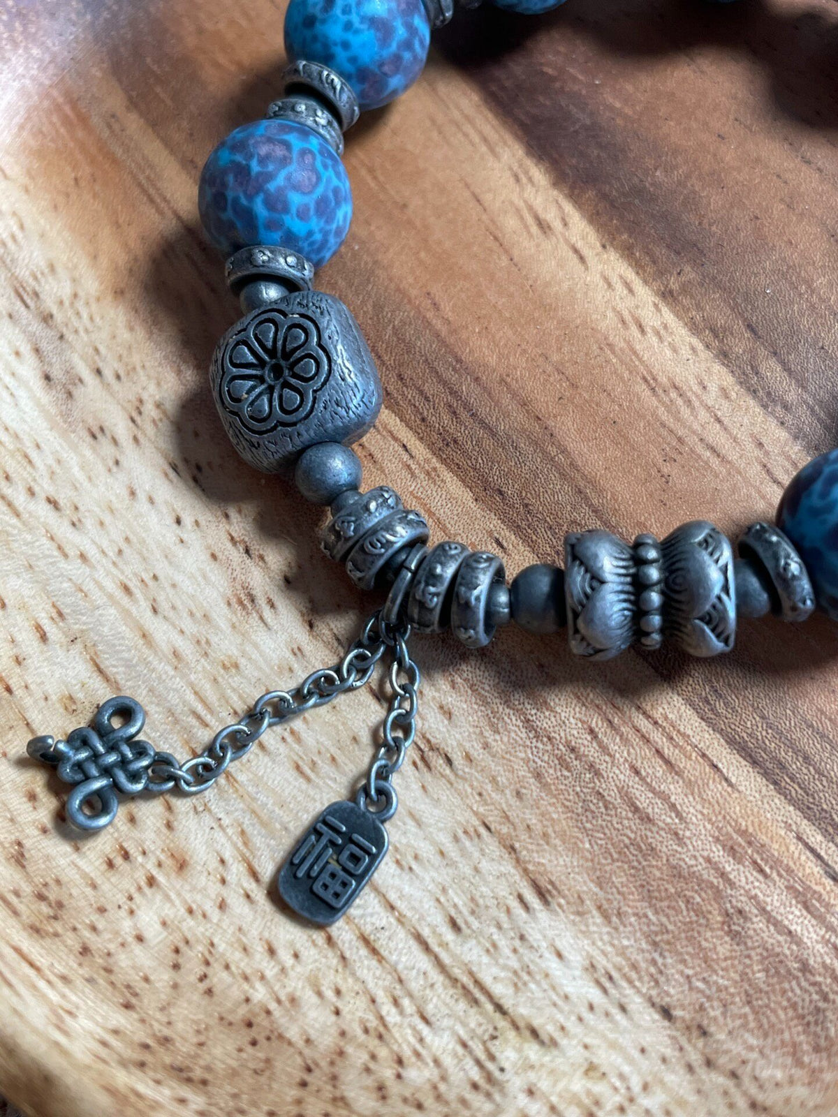 Pulseira de contas de vidro liuli azul