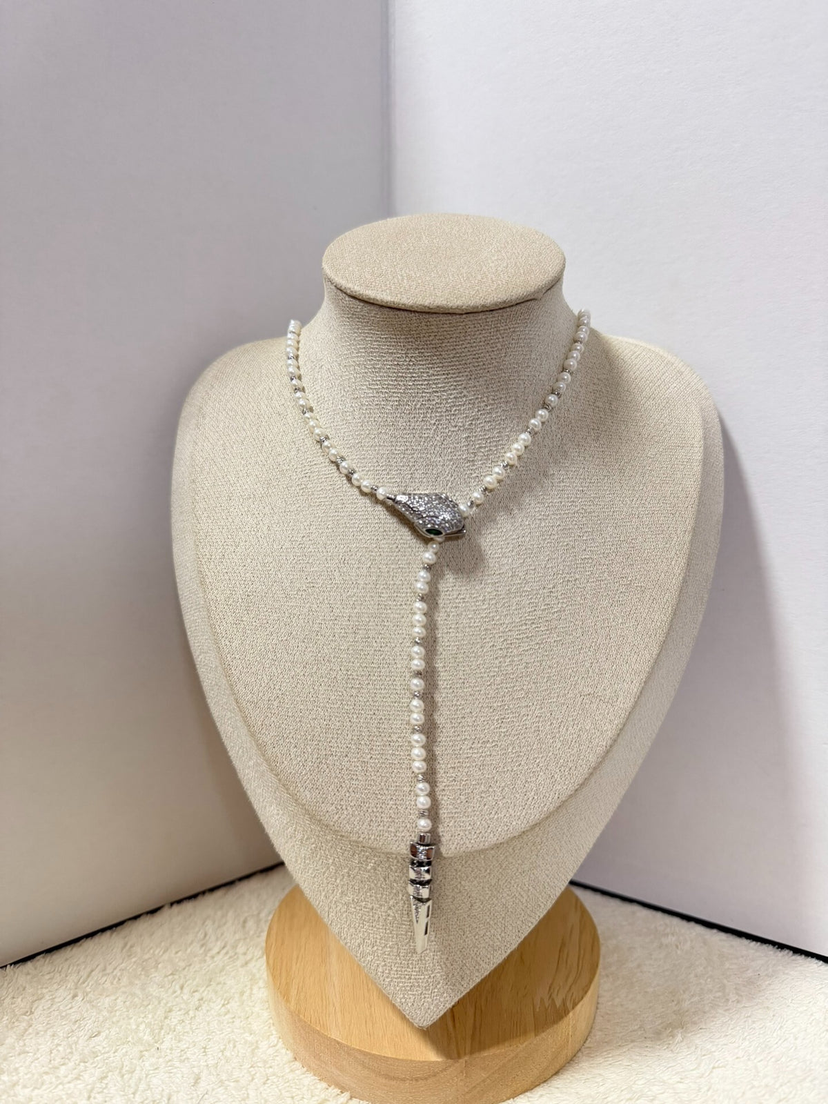 Snake Head Pearl Lariat Necklace 58cm