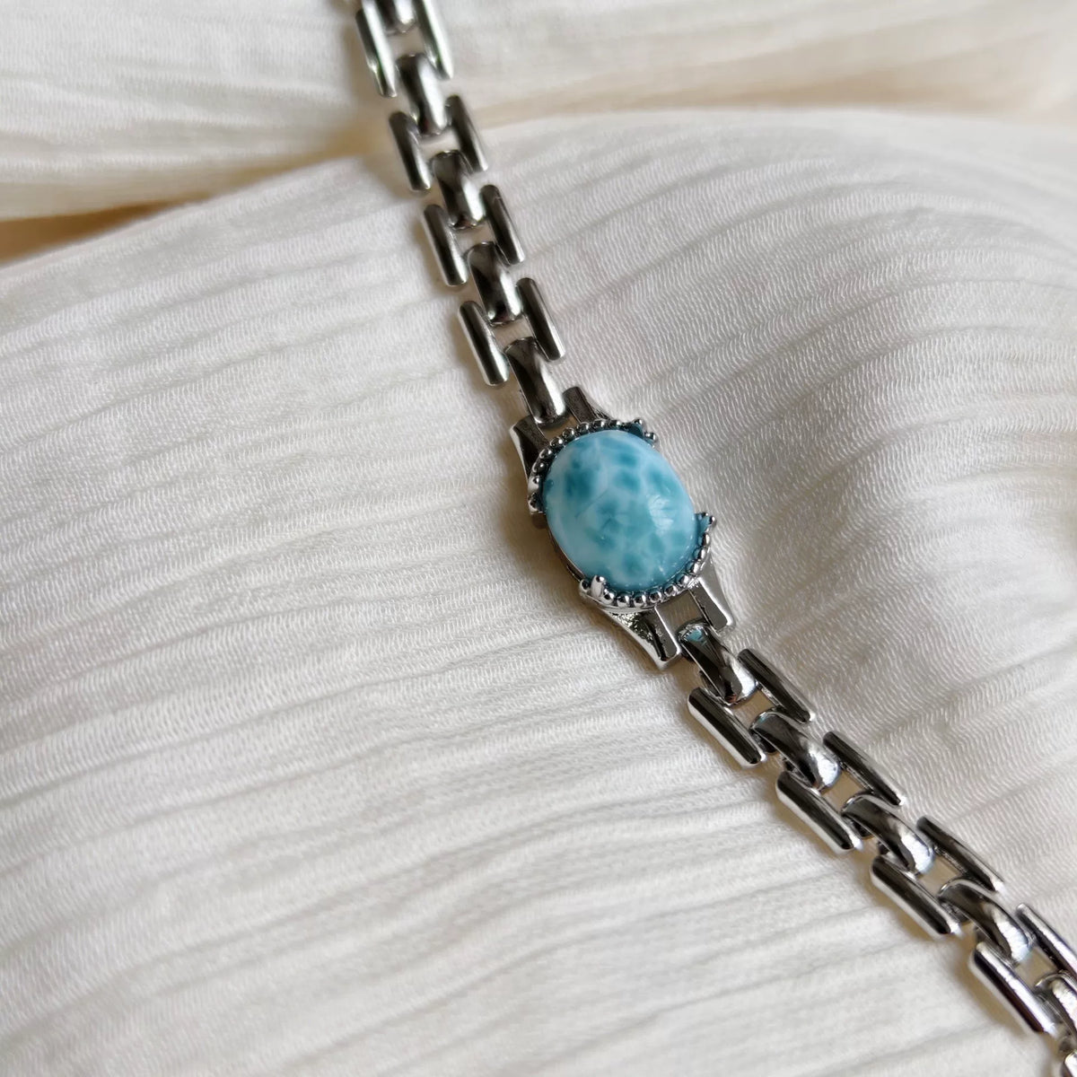Semi Silver Larimar Chain Bracelet