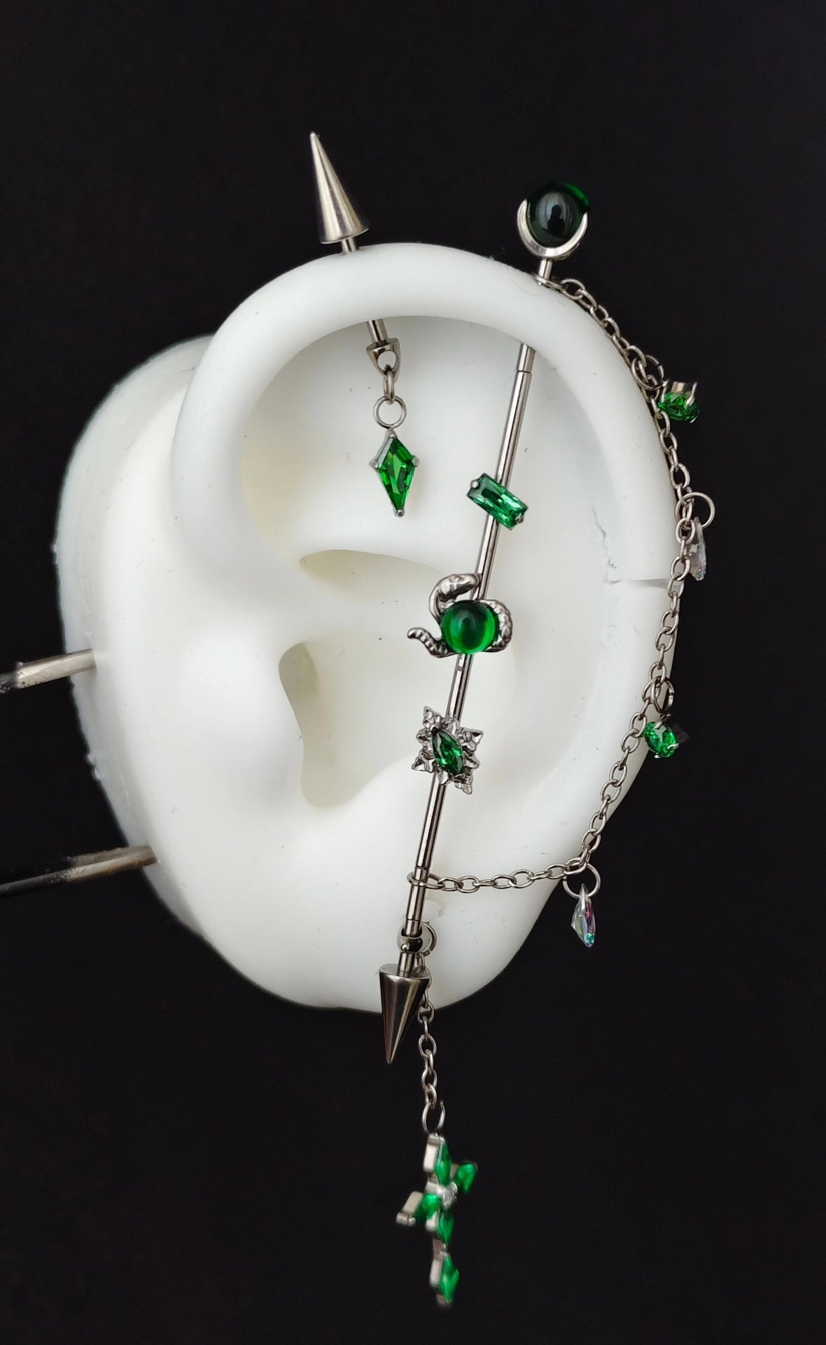 Titanium Alloy Ear Bridge Set with Green Gems