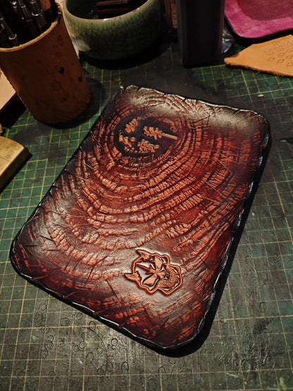 15cm Hand-Carved Cowhide Desktop Tray with Embossed Designs