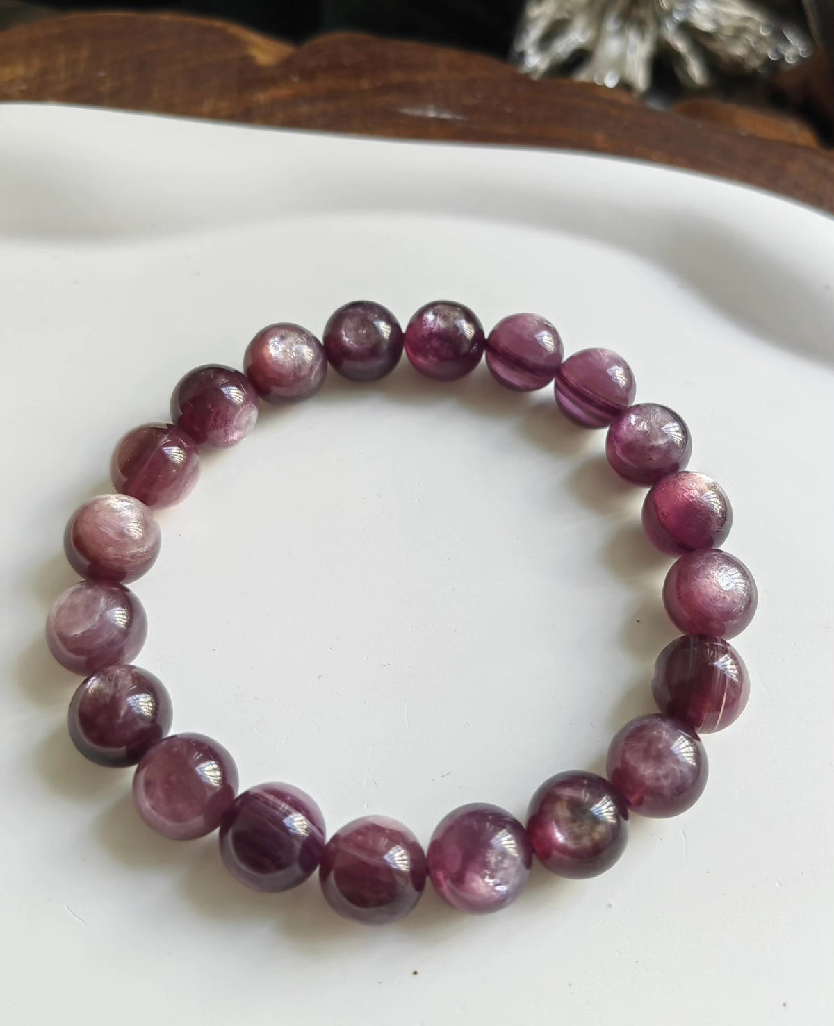 Lila Großmutterkrist 10,5 mm Perlenarmband