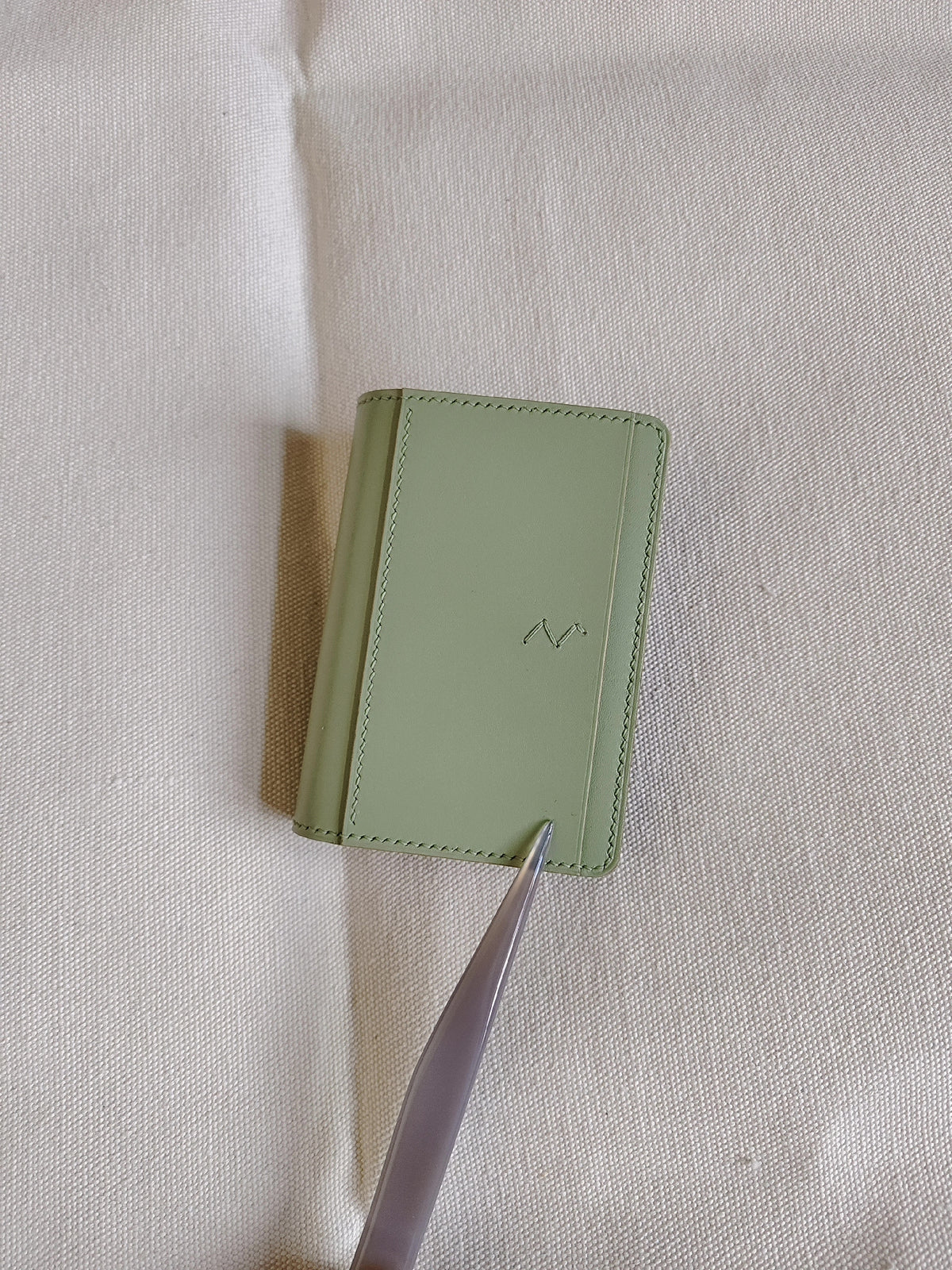 M5 A8 Tochigi Leather Loose Leaf Notebook