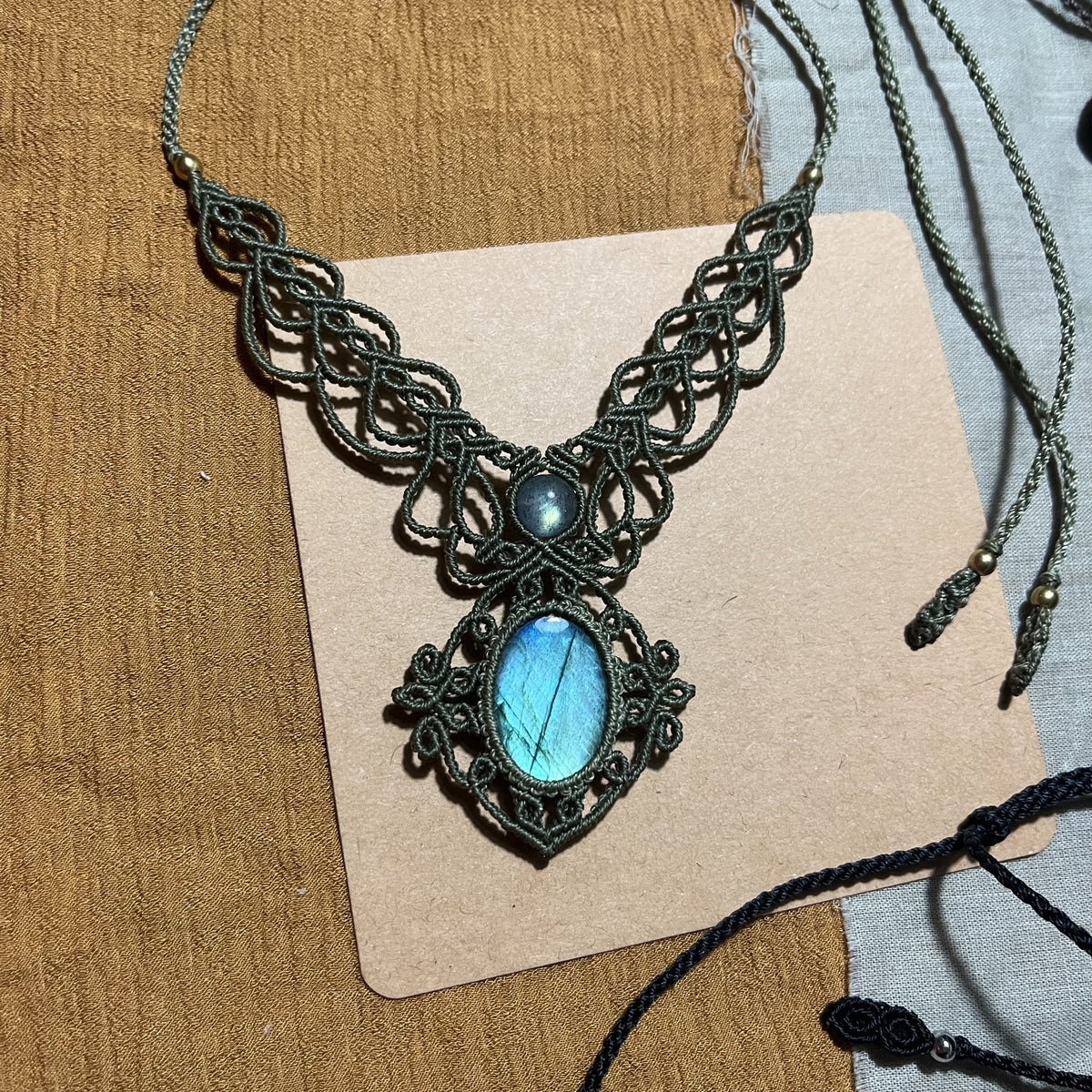 Macrame Necklace with Labradorite Pendant