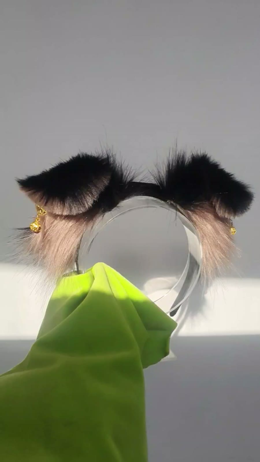 Moving Dog Ears Black Tan Cosplay Headband