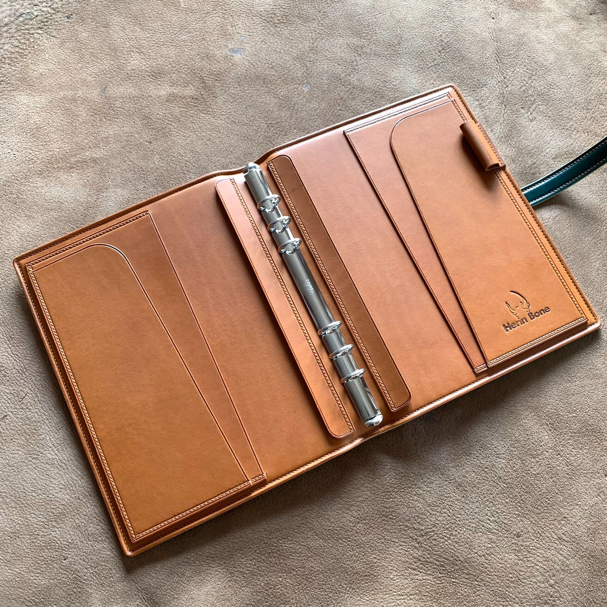 Petrol Shell Cordovan A5 Leder-Ringbuch