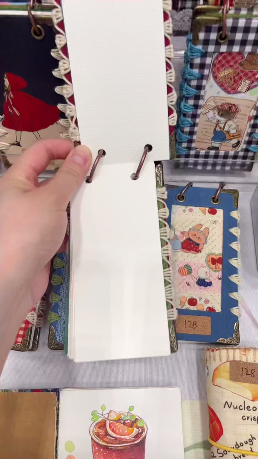Vintage Handgemaakt Notboek met Bloemenprint