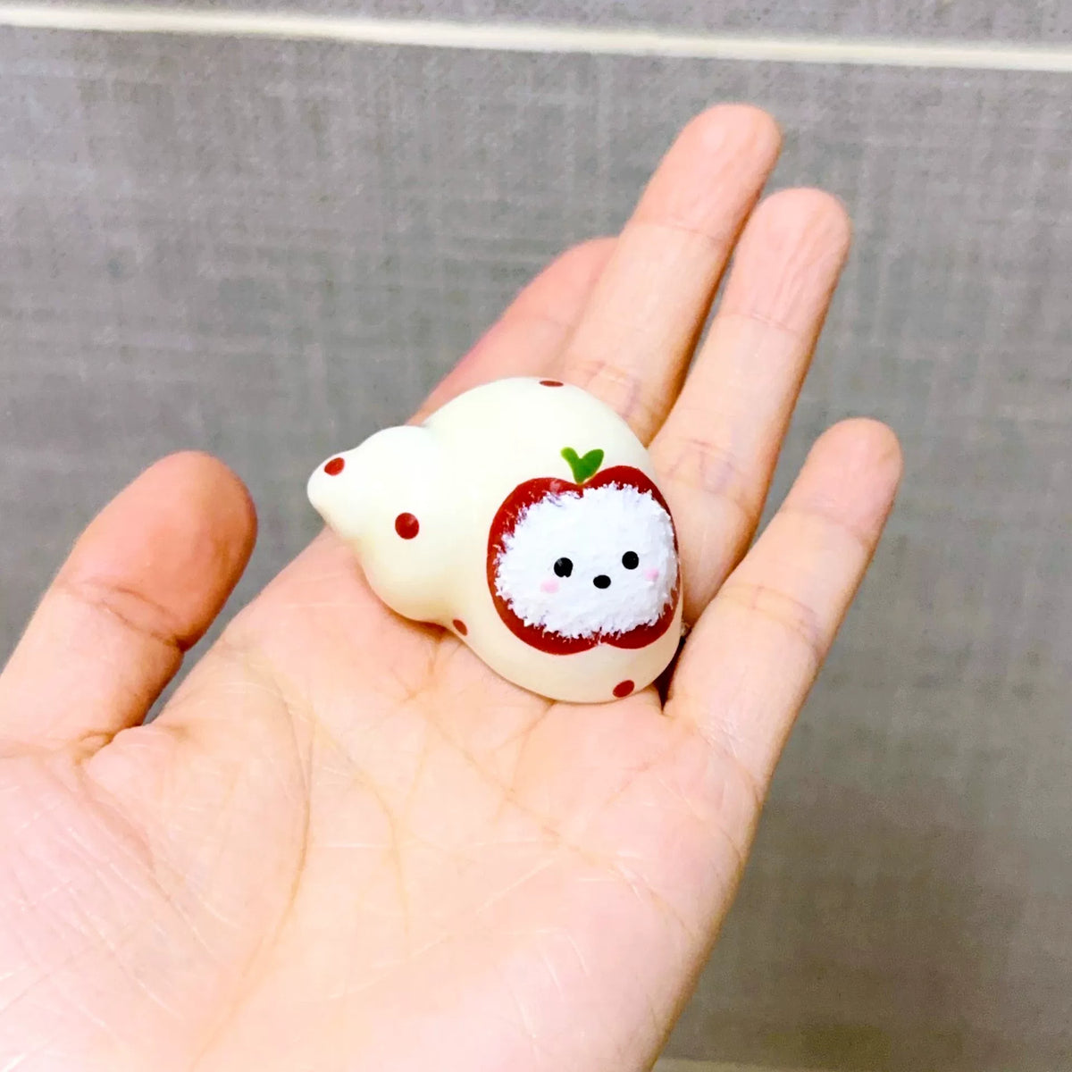 ヤドガ用装飾用貝殻 アップル・ドッグデザイン