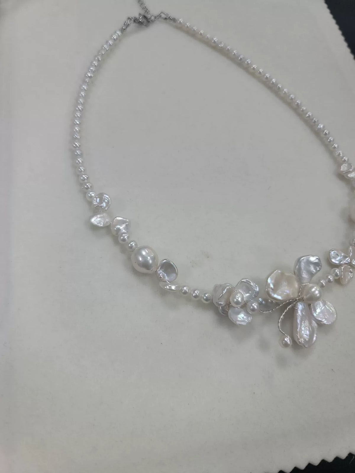 Freshwater Pearl Choker Necklace White